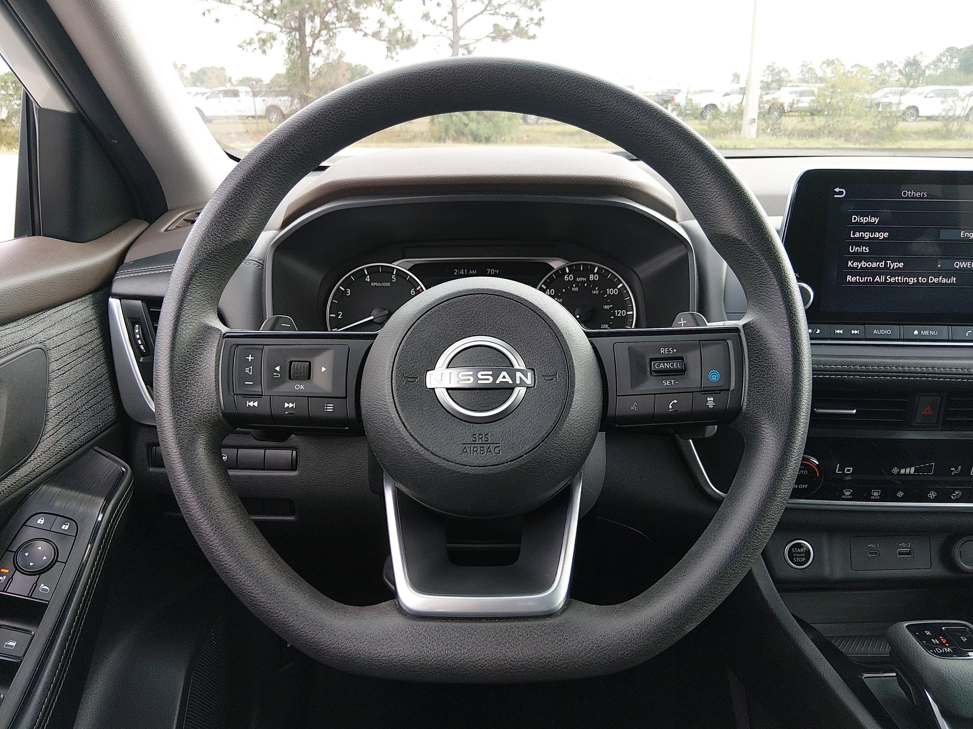 Nissan Rogue Awd Sv - Thumbnail 12