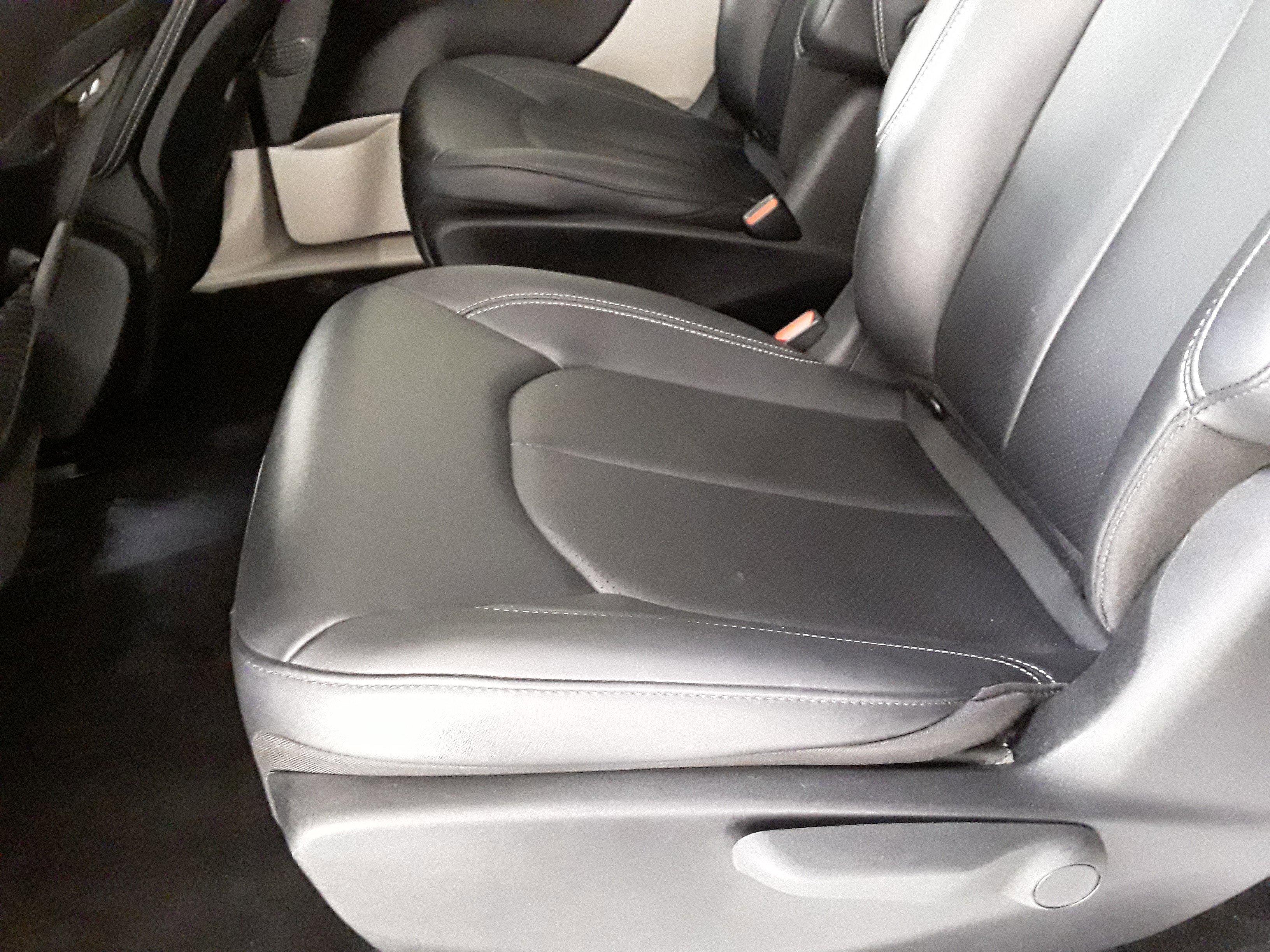 Chrysler Pacifica Hybrid Select Fwd - Thumbnail 8