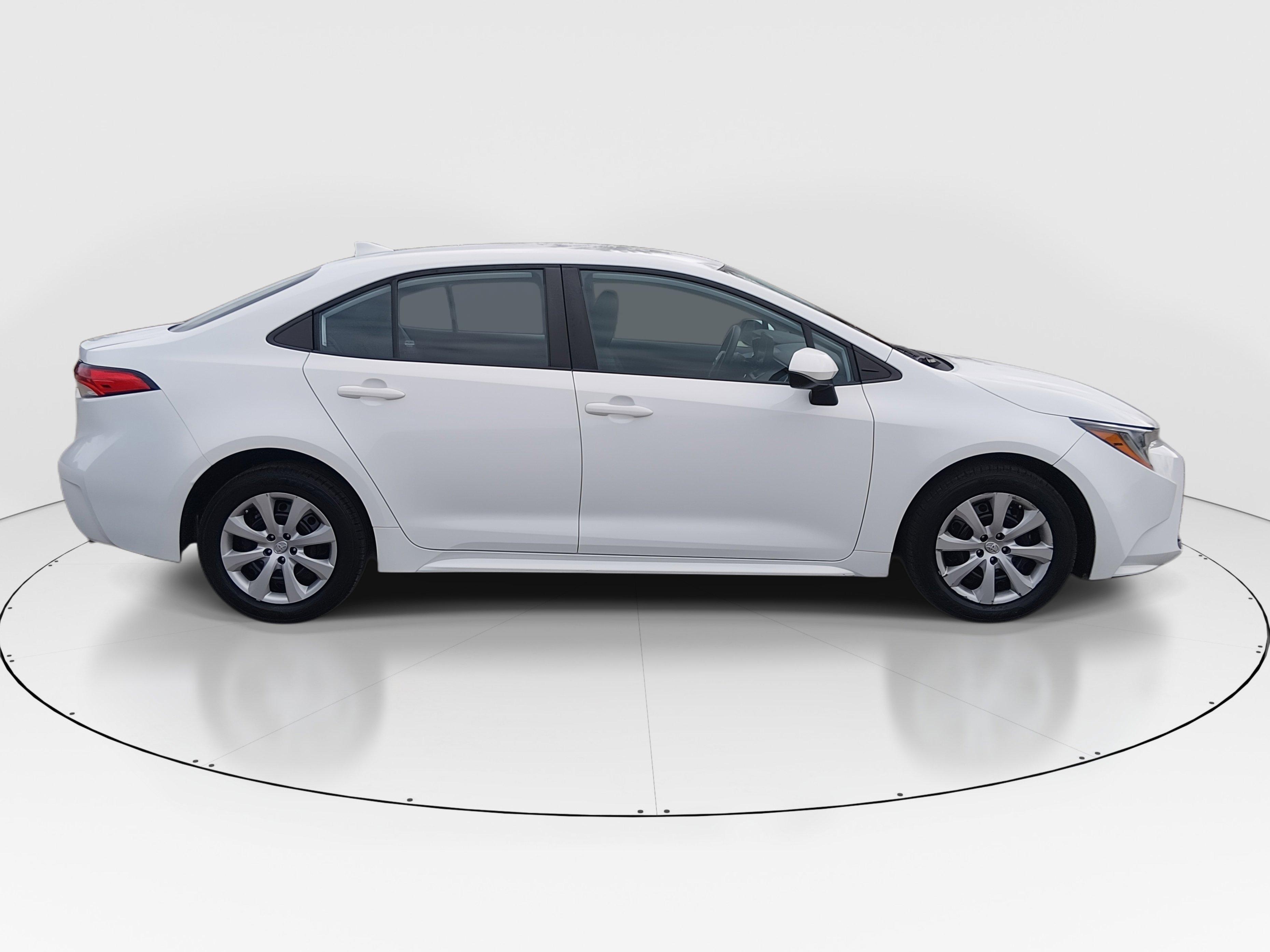 Toyota Corolla Le Cvt - Thumbnail 8
