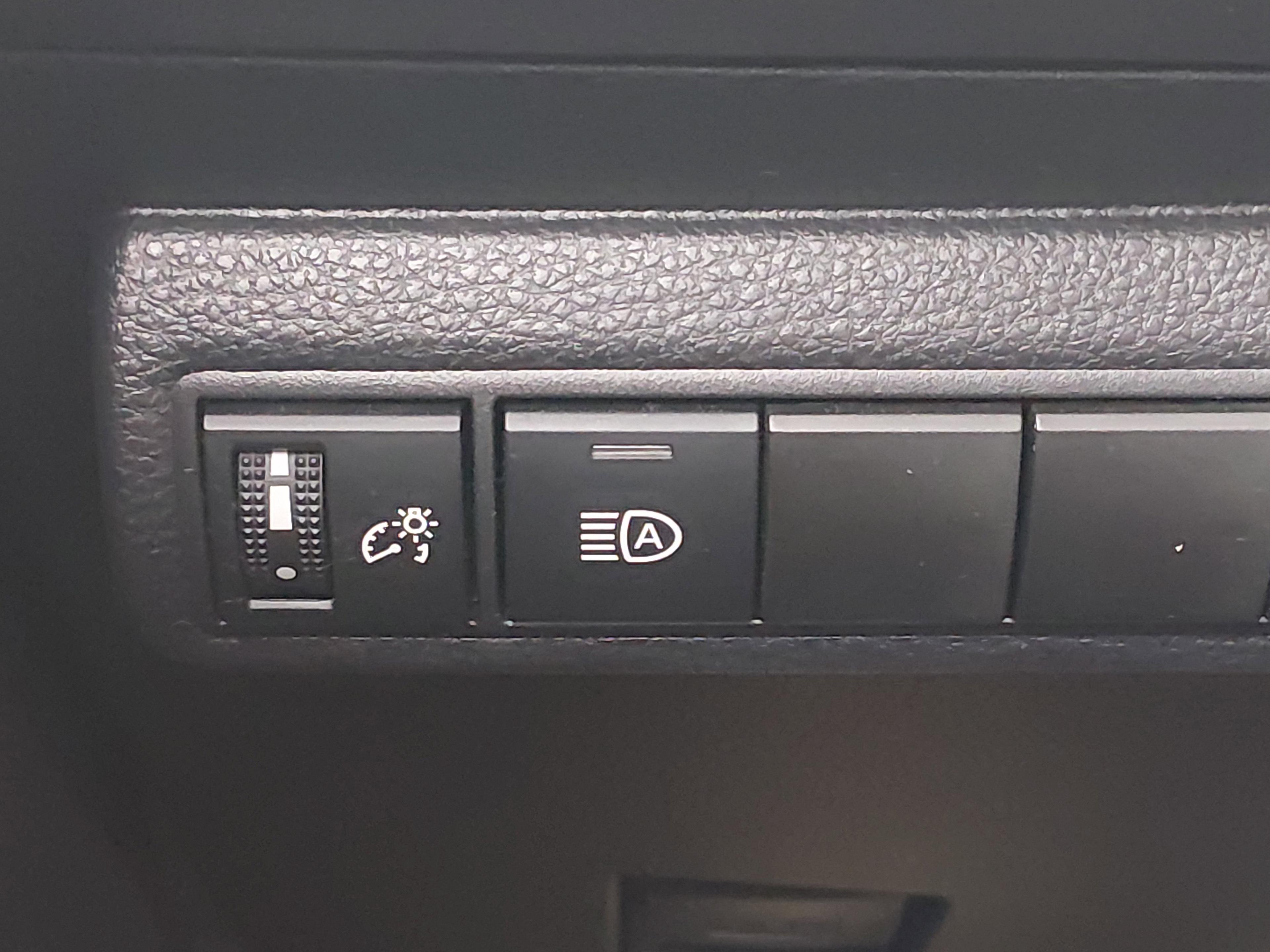 Toyota Corolla Le Cvt - Thumbnail 18