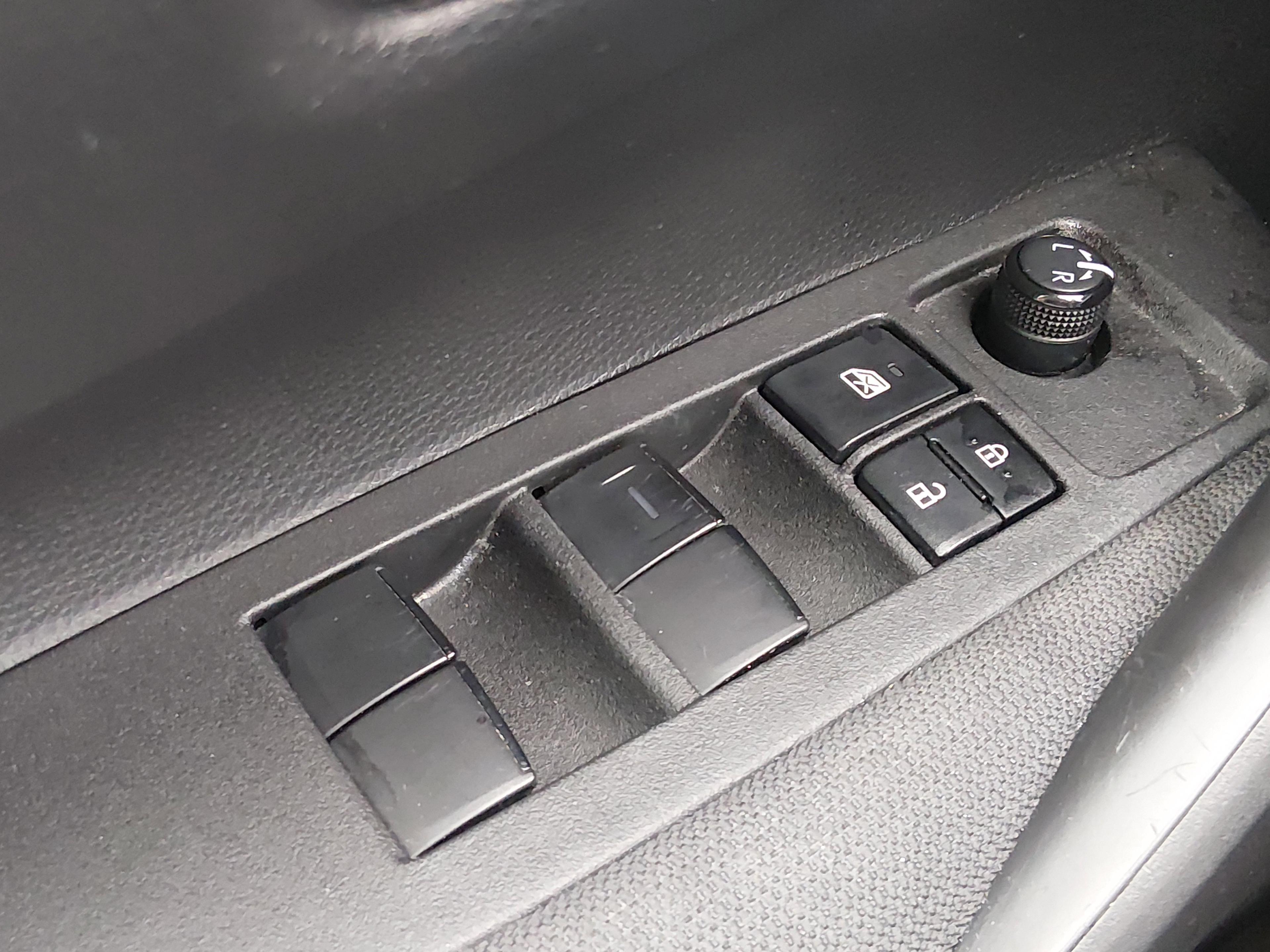 Toyota Corolla Le Cvt - Thumbnail 17