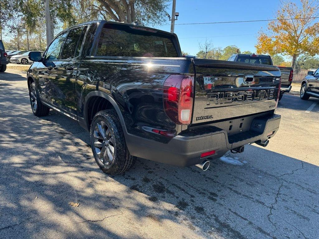 Honda Ridgeline Sport - Thumbnail 5