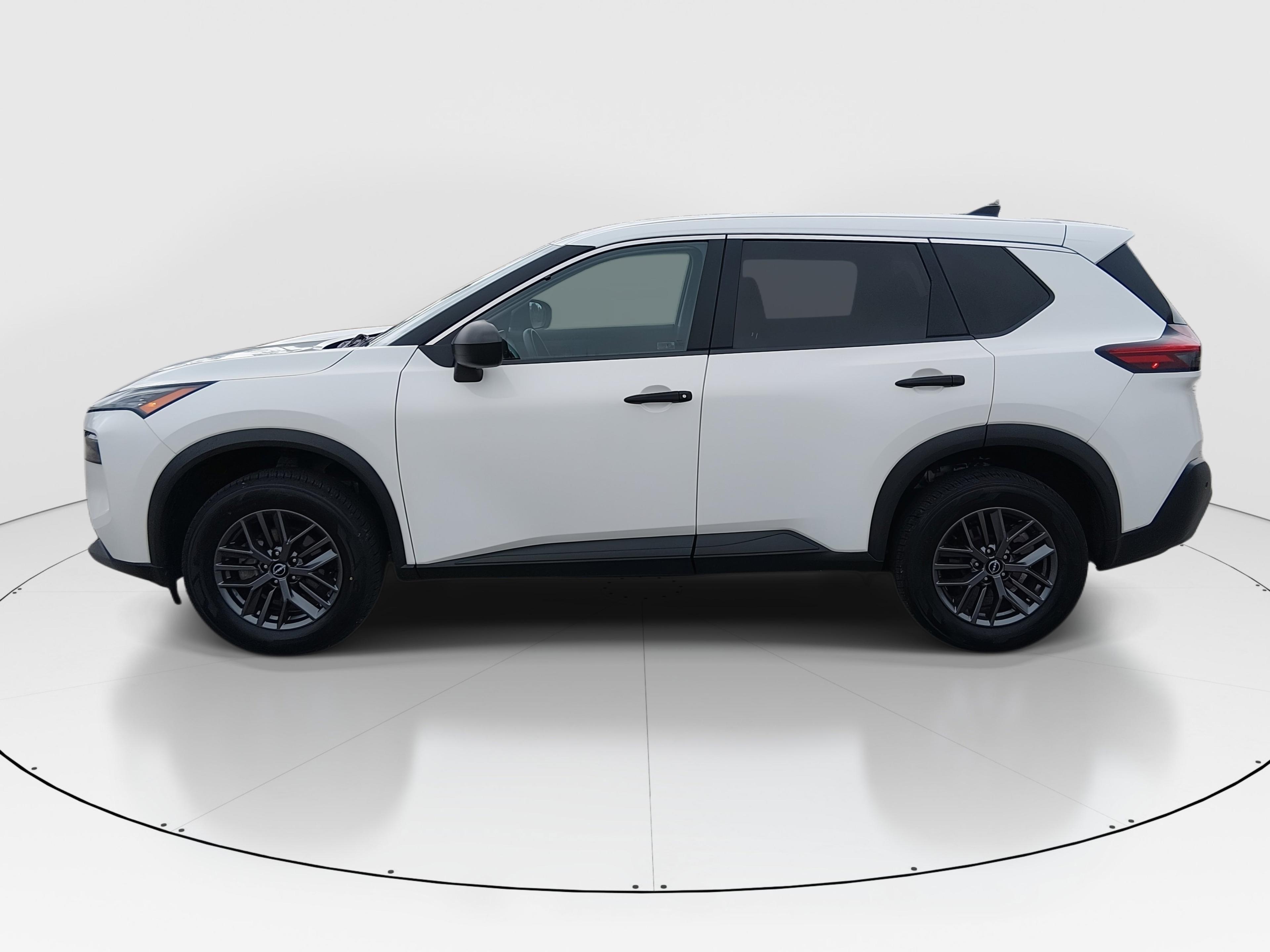 Nissan Rogue Fwd S - Thumbnail 4