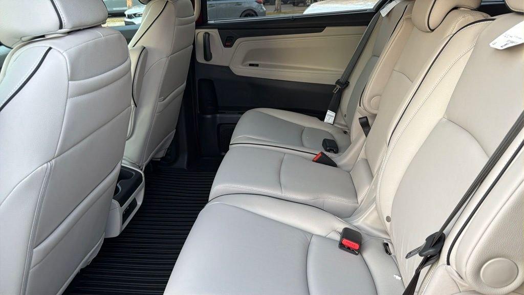 Honda Odyssey Touring - Thumbnail 8