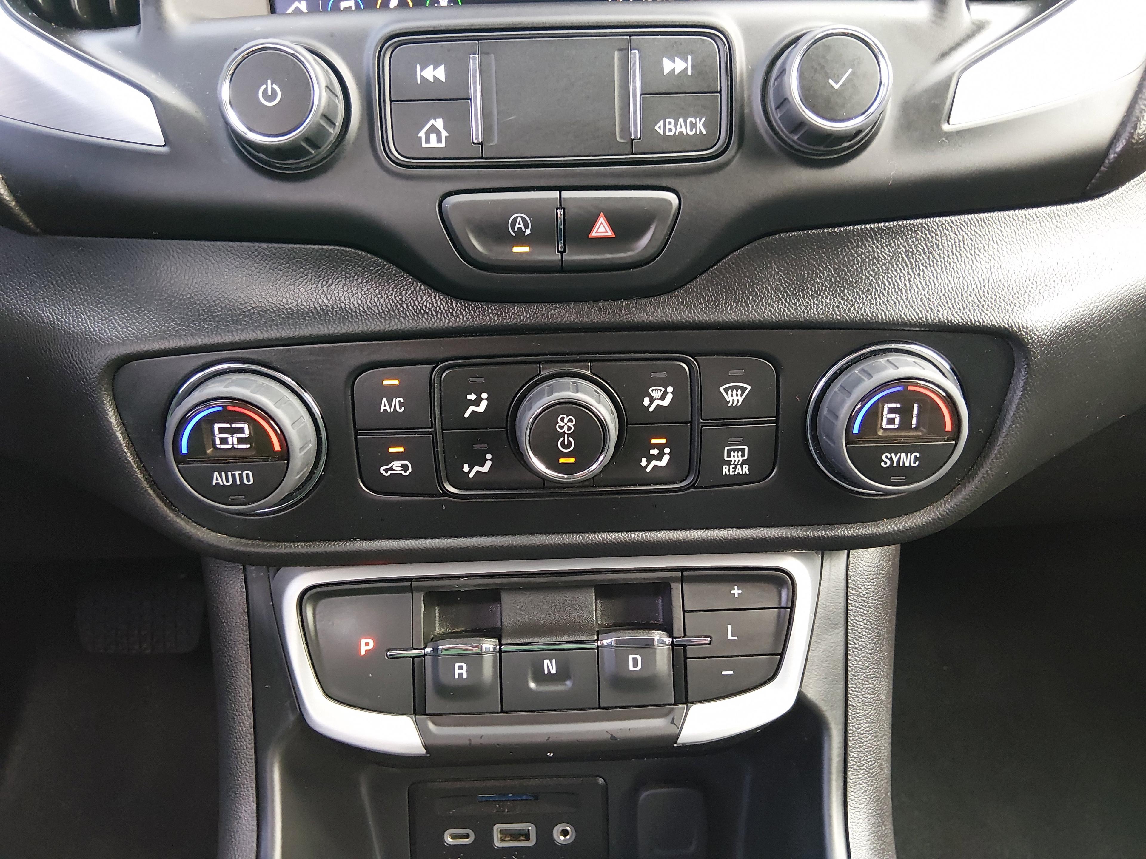 GMC Terrain Fwd 4Dr Slt - Thumbnail 13