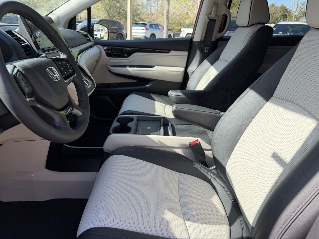 Honda Odyssey Elite - Thumbnail 15