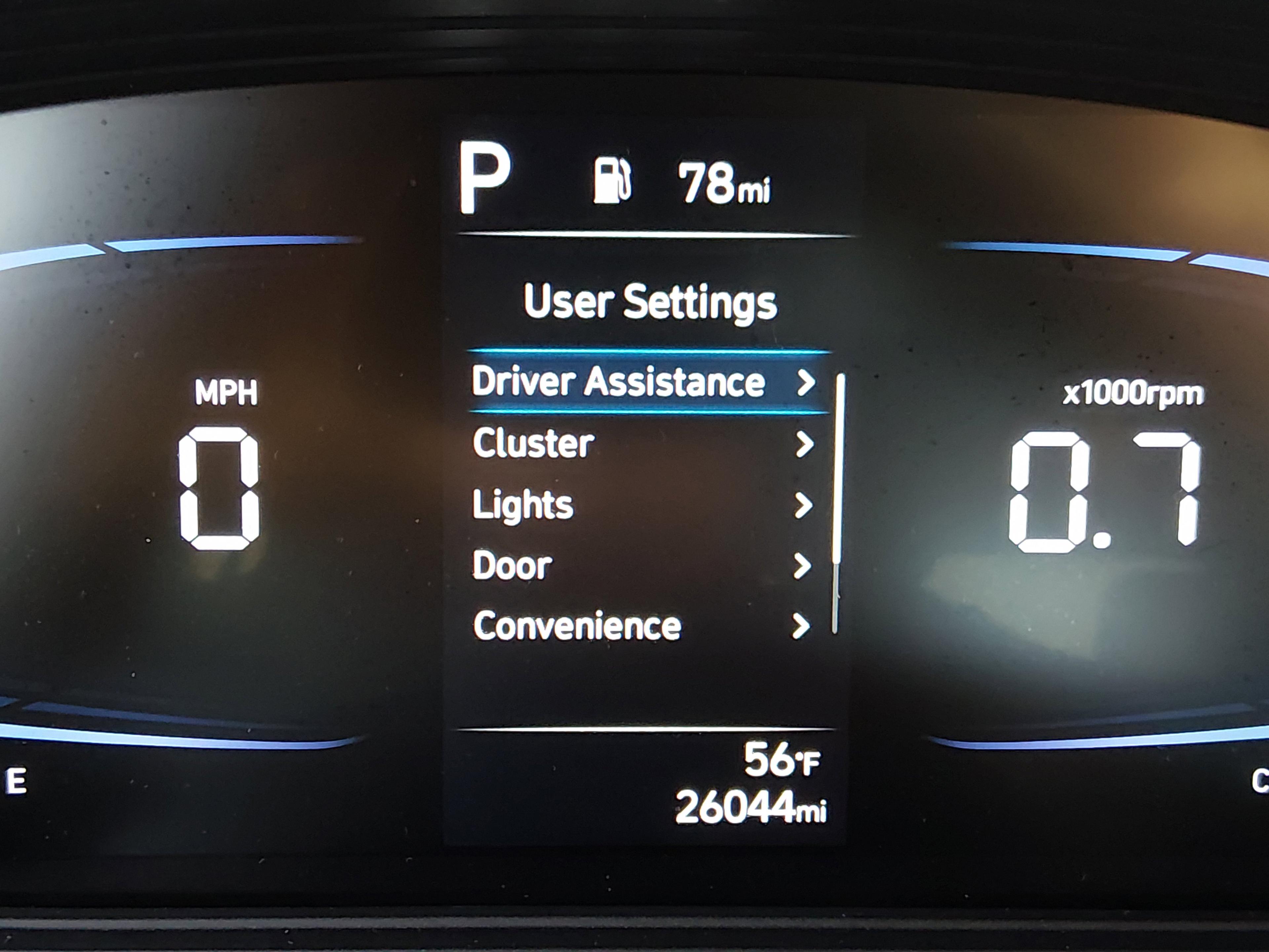 Hyundai Venue Sel Ivt - Thumbnail 14