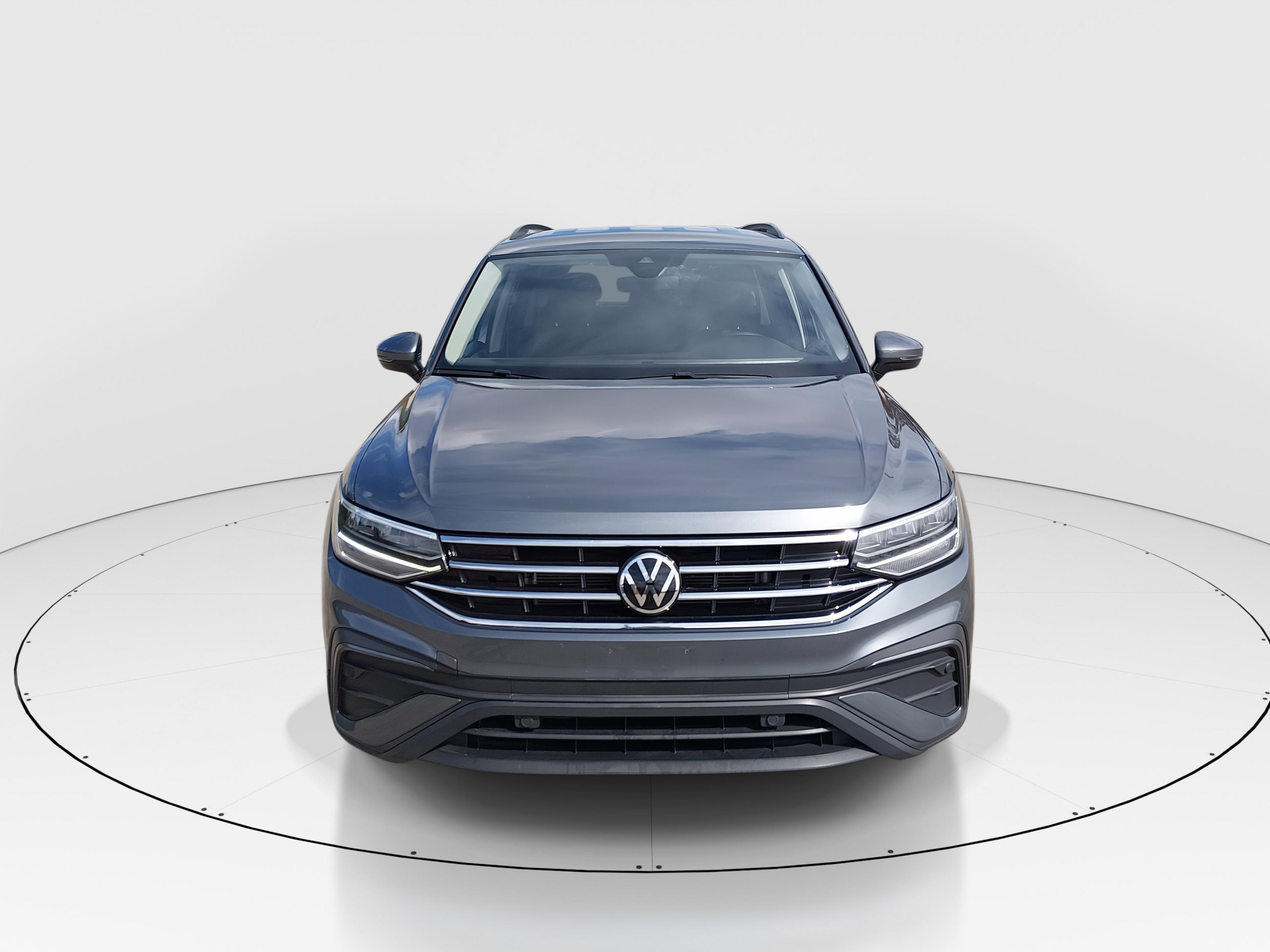 Volkswagen Tiguan 2.0T S 4Motion - Thumbnail 2