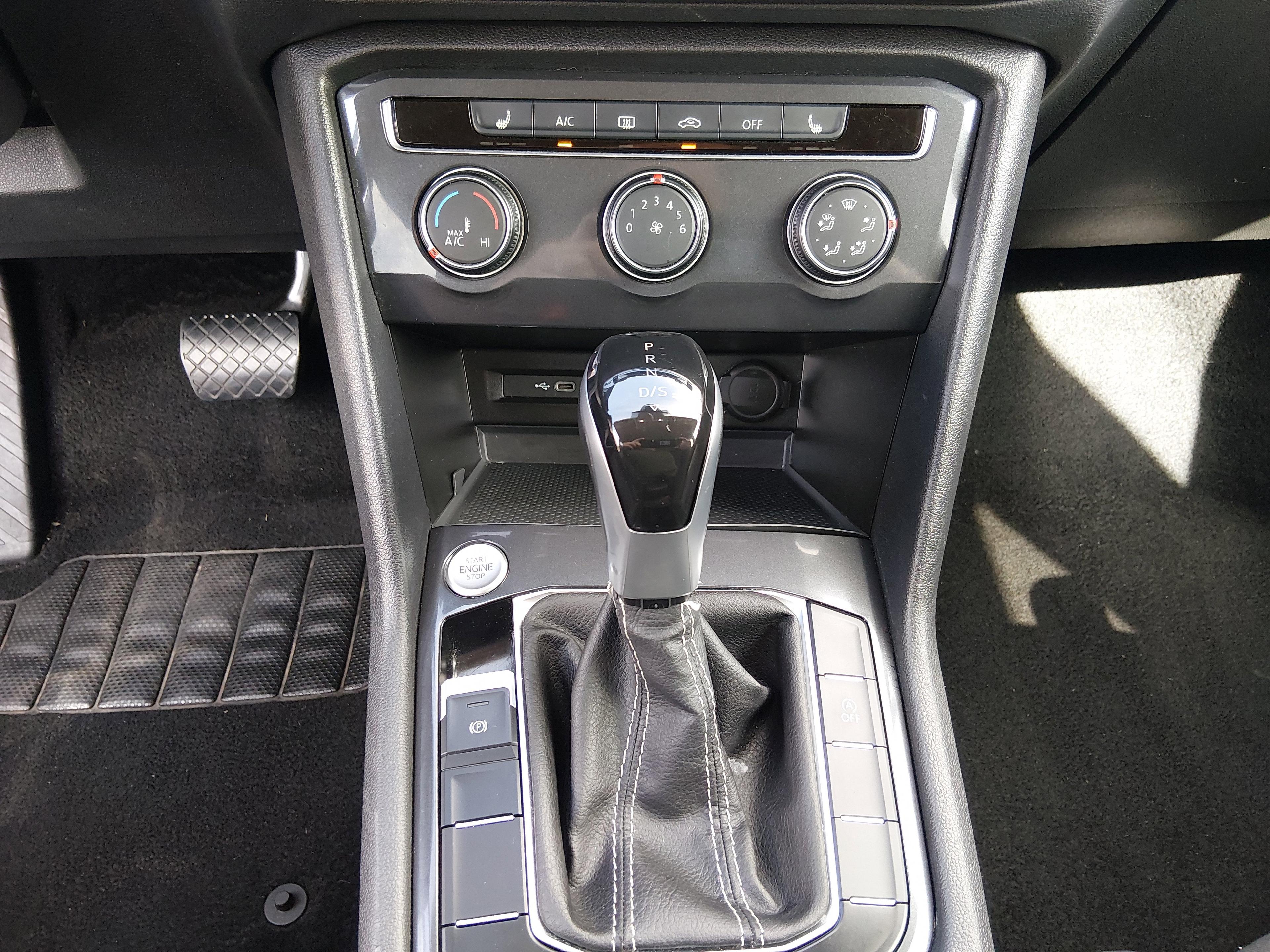 Volkswagen Tiguan 2.0T S 4Motion - Thumbnail 13