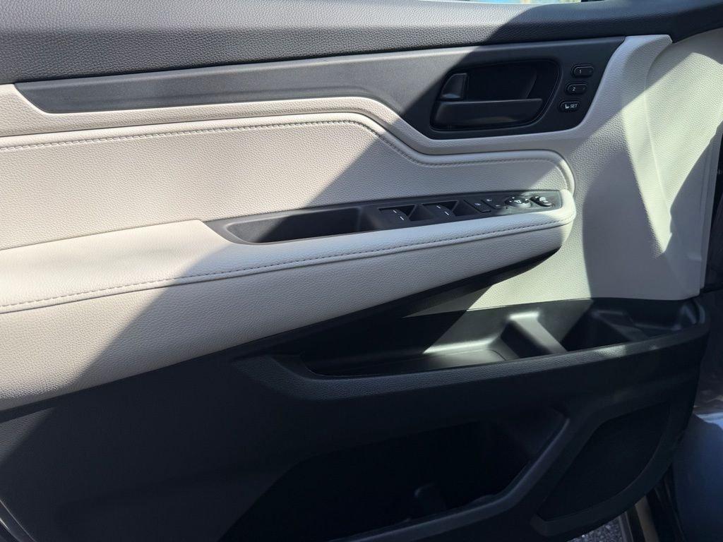 Honda Odyssey Ex-L - Thumbnail 12