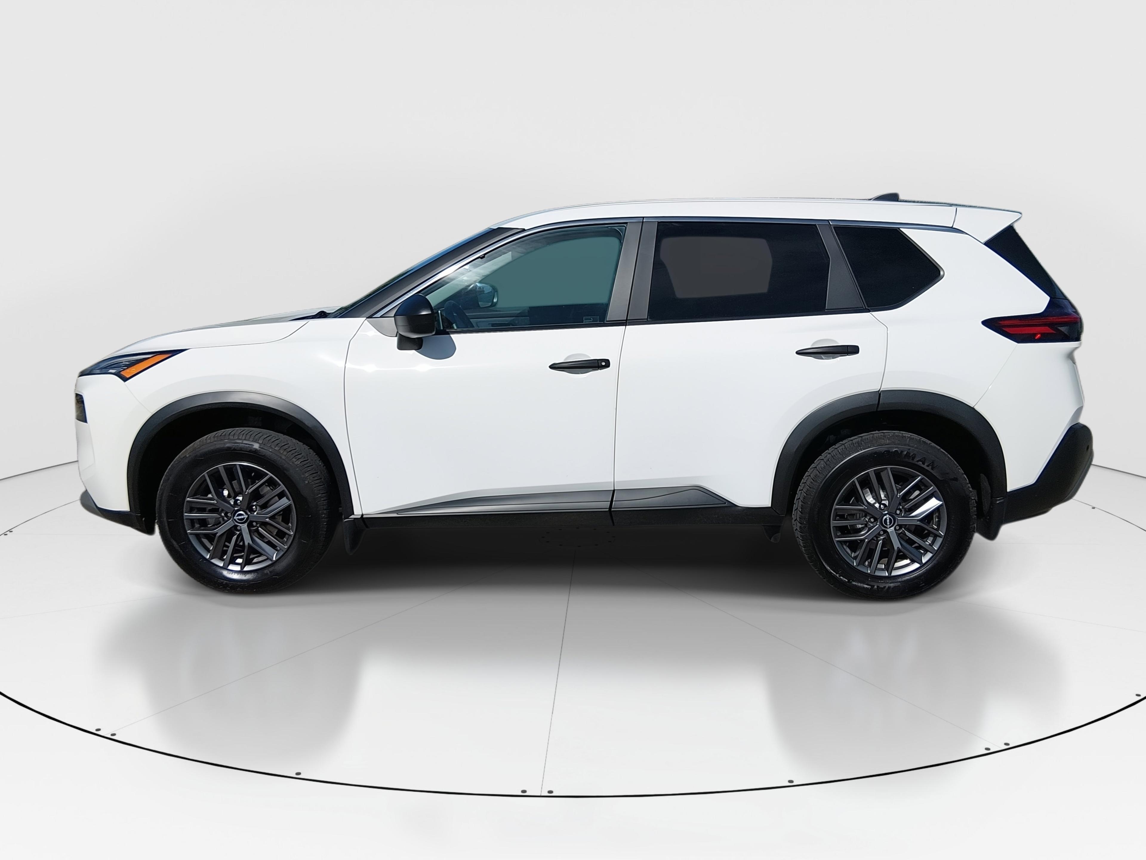 Nissan Rogue Fwd S - Thumbnail 4