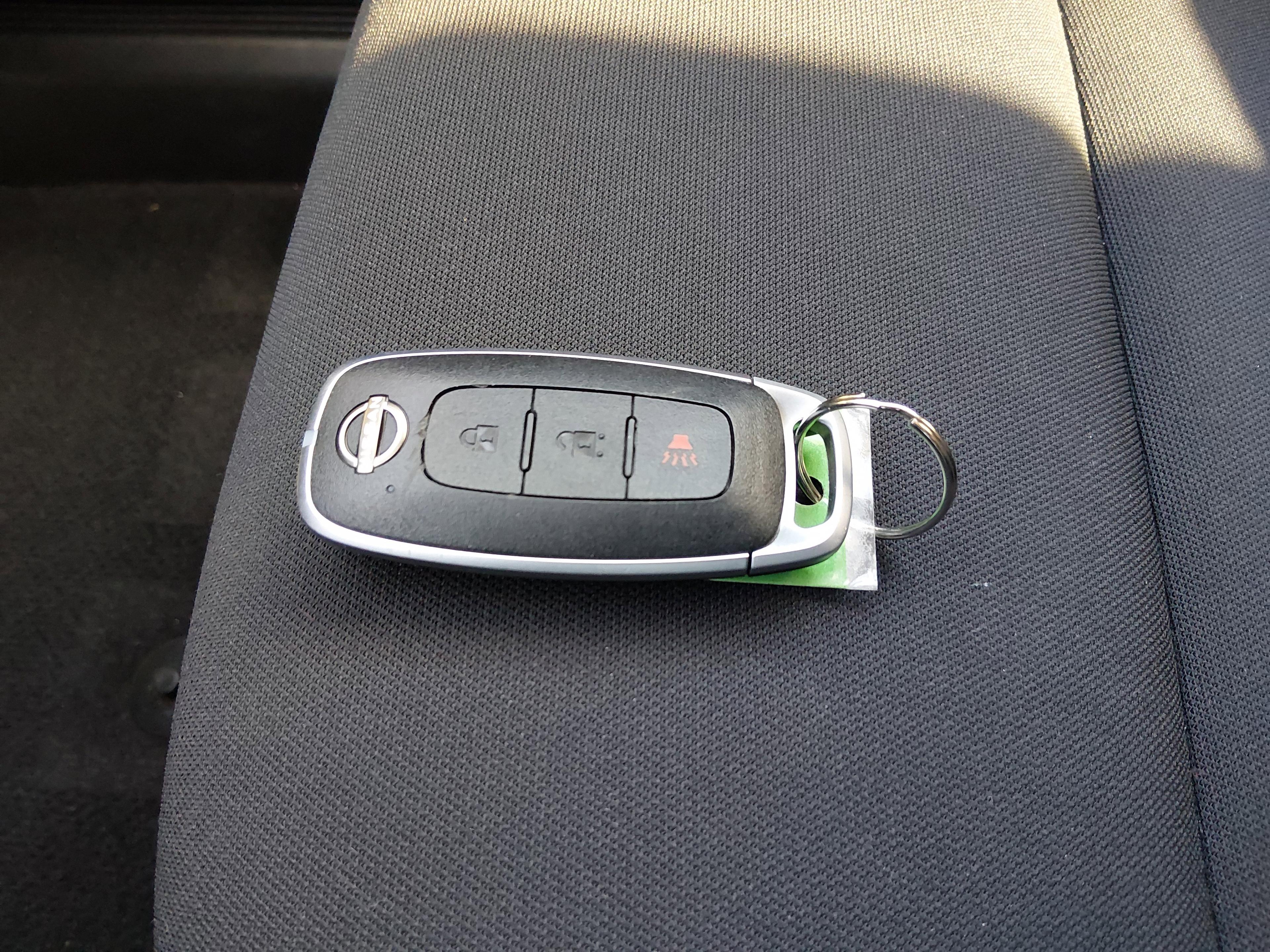 Nissan Rogue Fwd S - Thumbnail 15