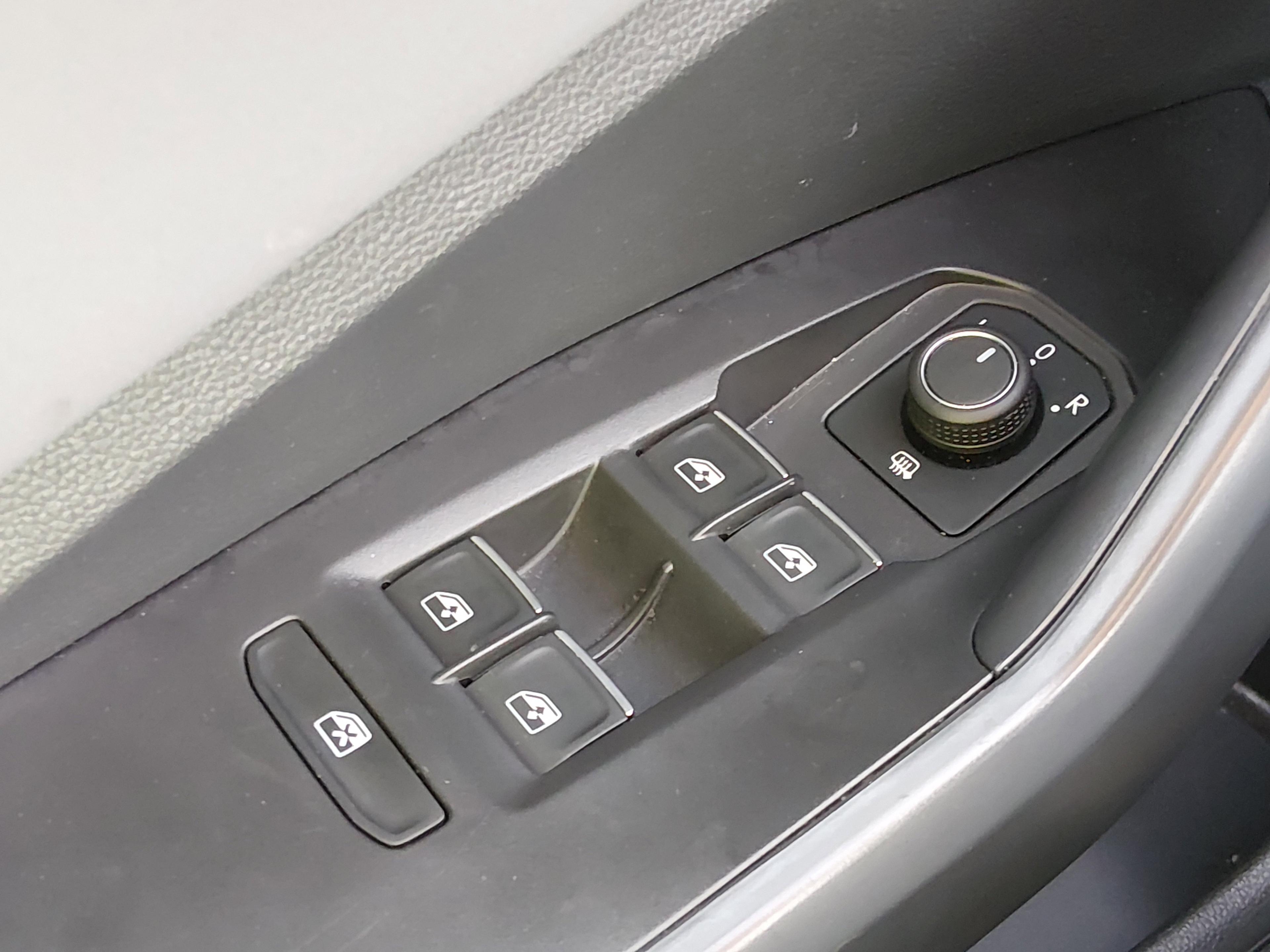 Volkswagen Jetta Se Auto - Thumbnail 18