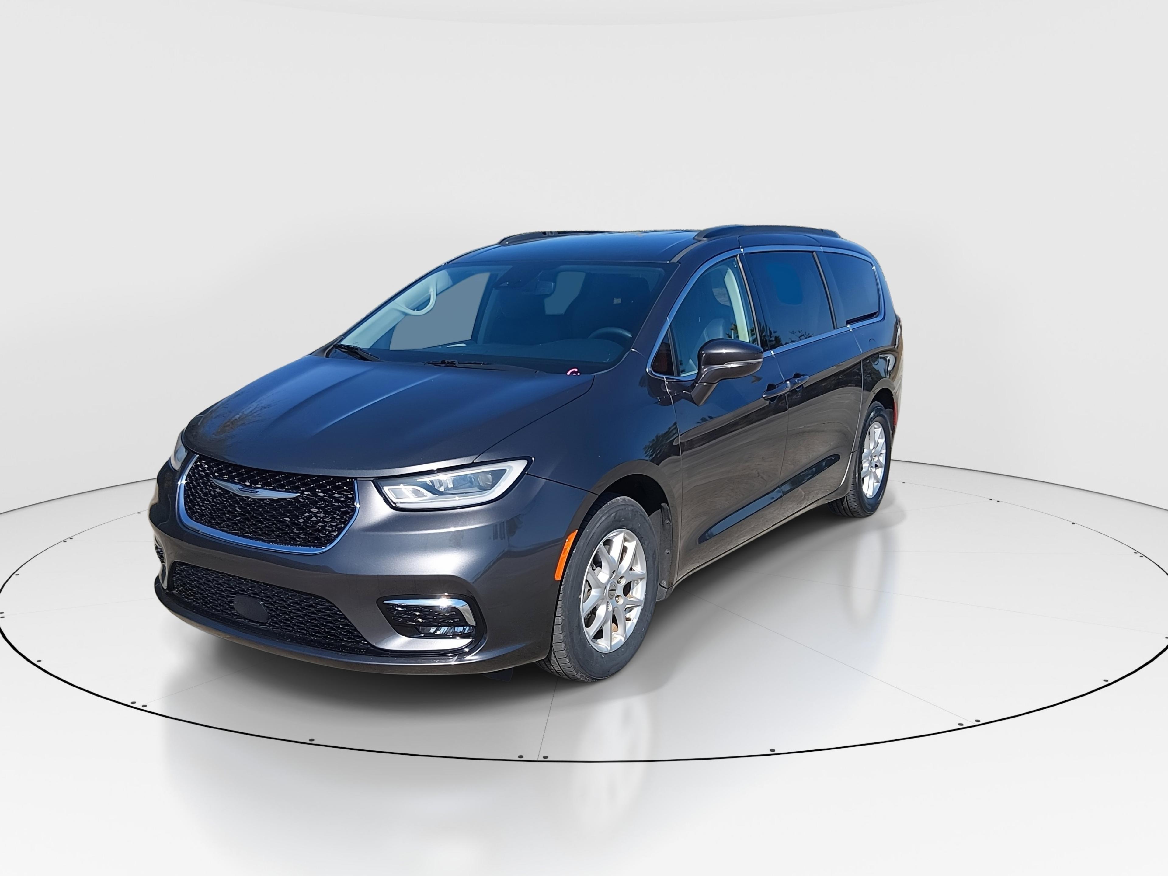 Chrysler Pacifica Touring L Fwd - Thumbnail 3
