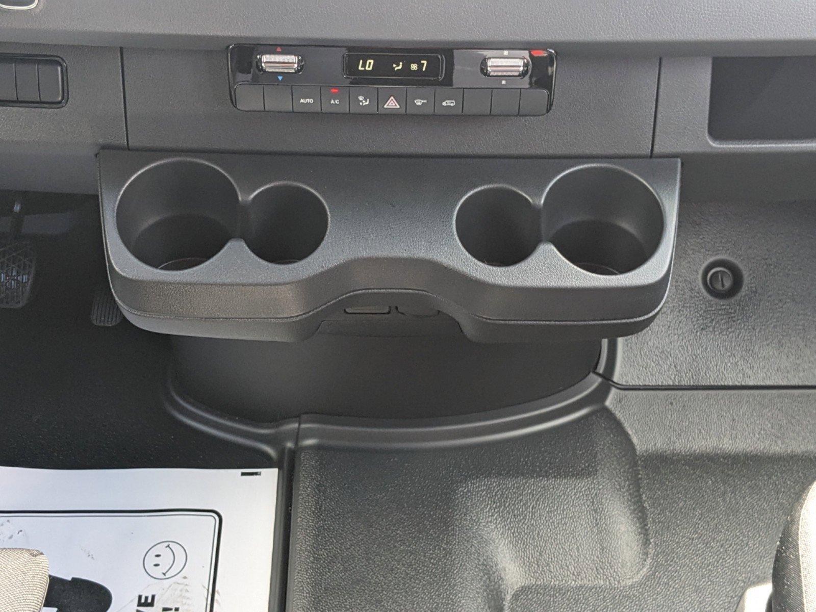 Mercedes-Benz Sprinter Cargo Van Van 170 Wb Awd - Thumbnail 17