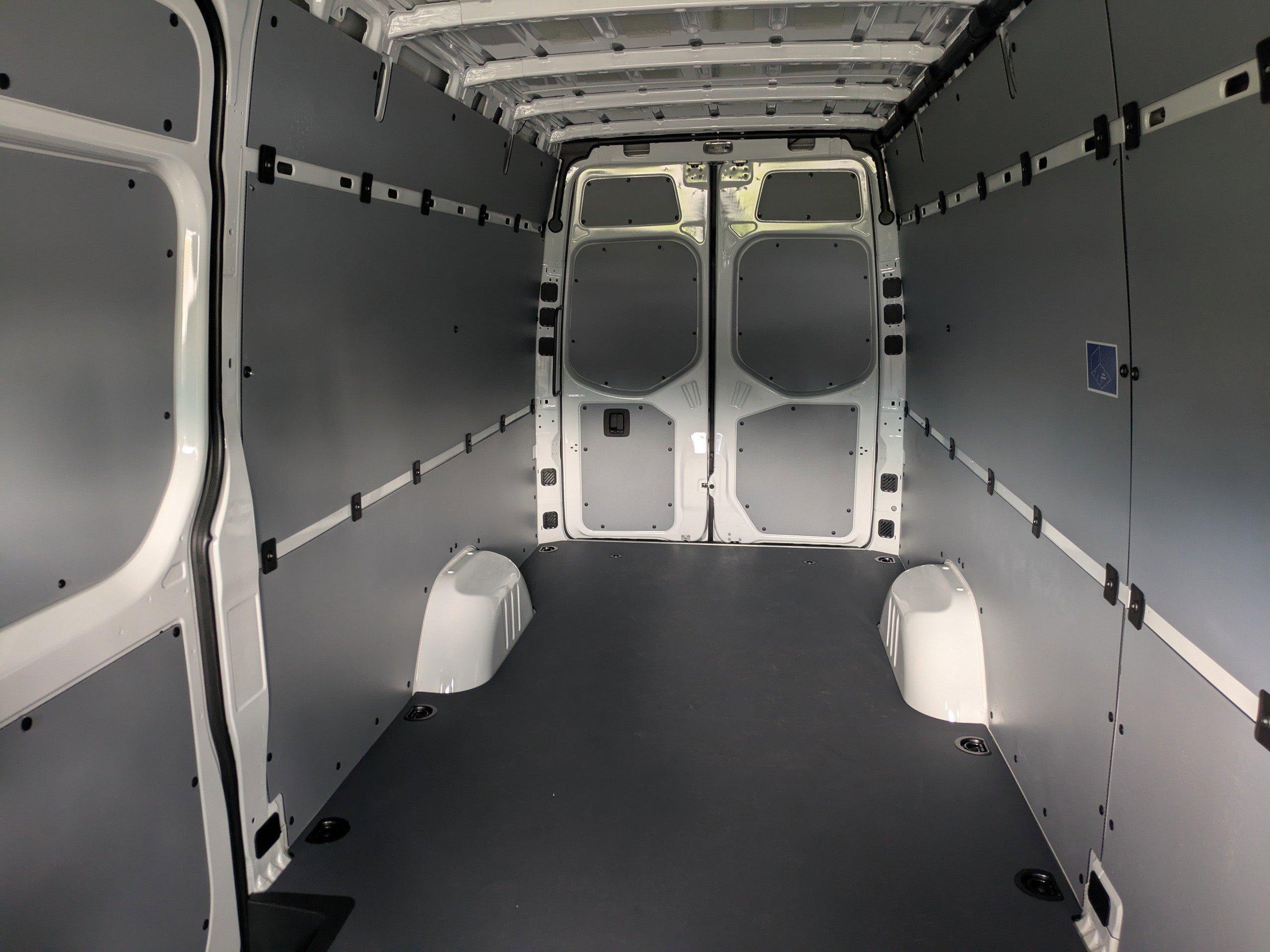 Mercedes-Benz Sprinter Cargo Van 170 Wb Rwd Van - Thumbnail 17