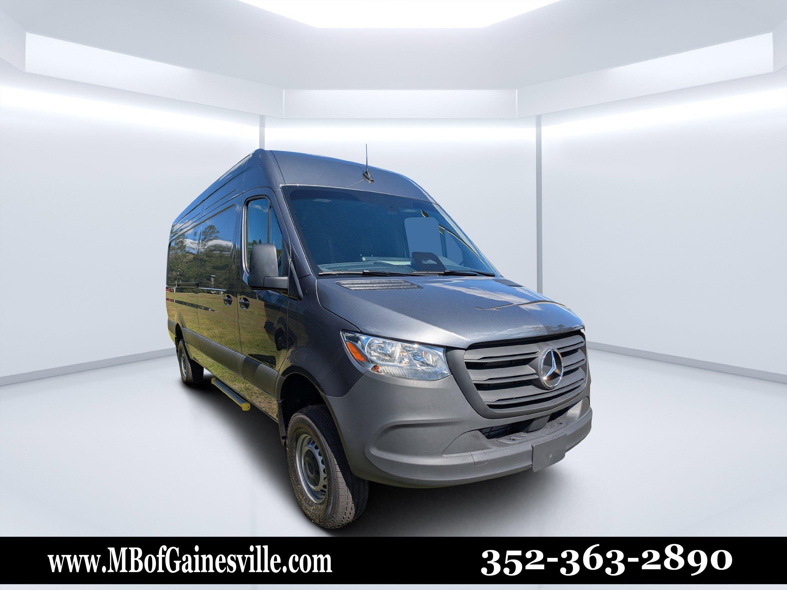 Mercedes-Benz Sprinter Cargo Van Van 170 Wb Awd - Thumbnail 2
