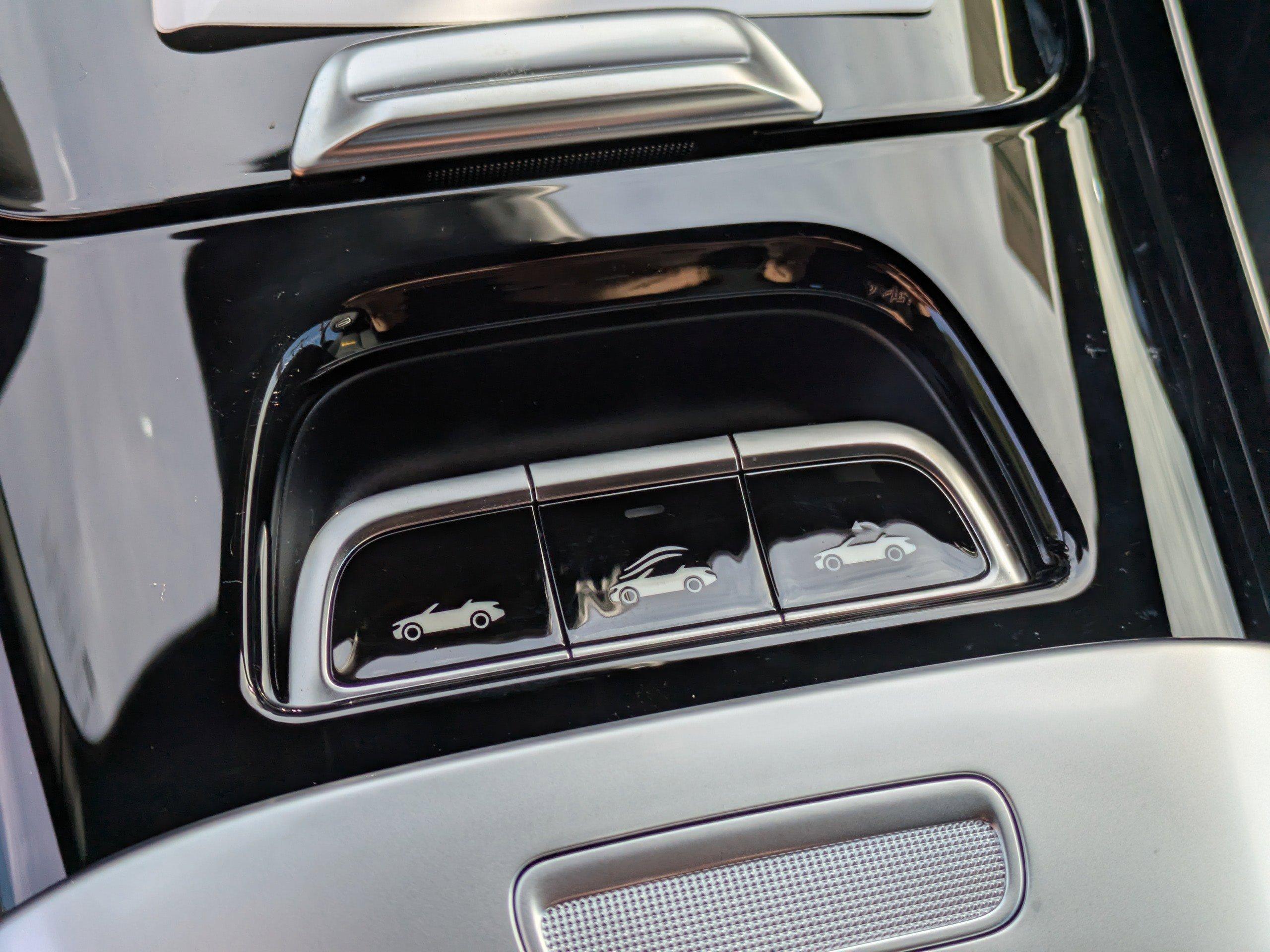 Mercedes-Benz Cle Convertible Amg® 53 4Matic®+ Cabriolet With Navigation & Awd - Thumbnail 5