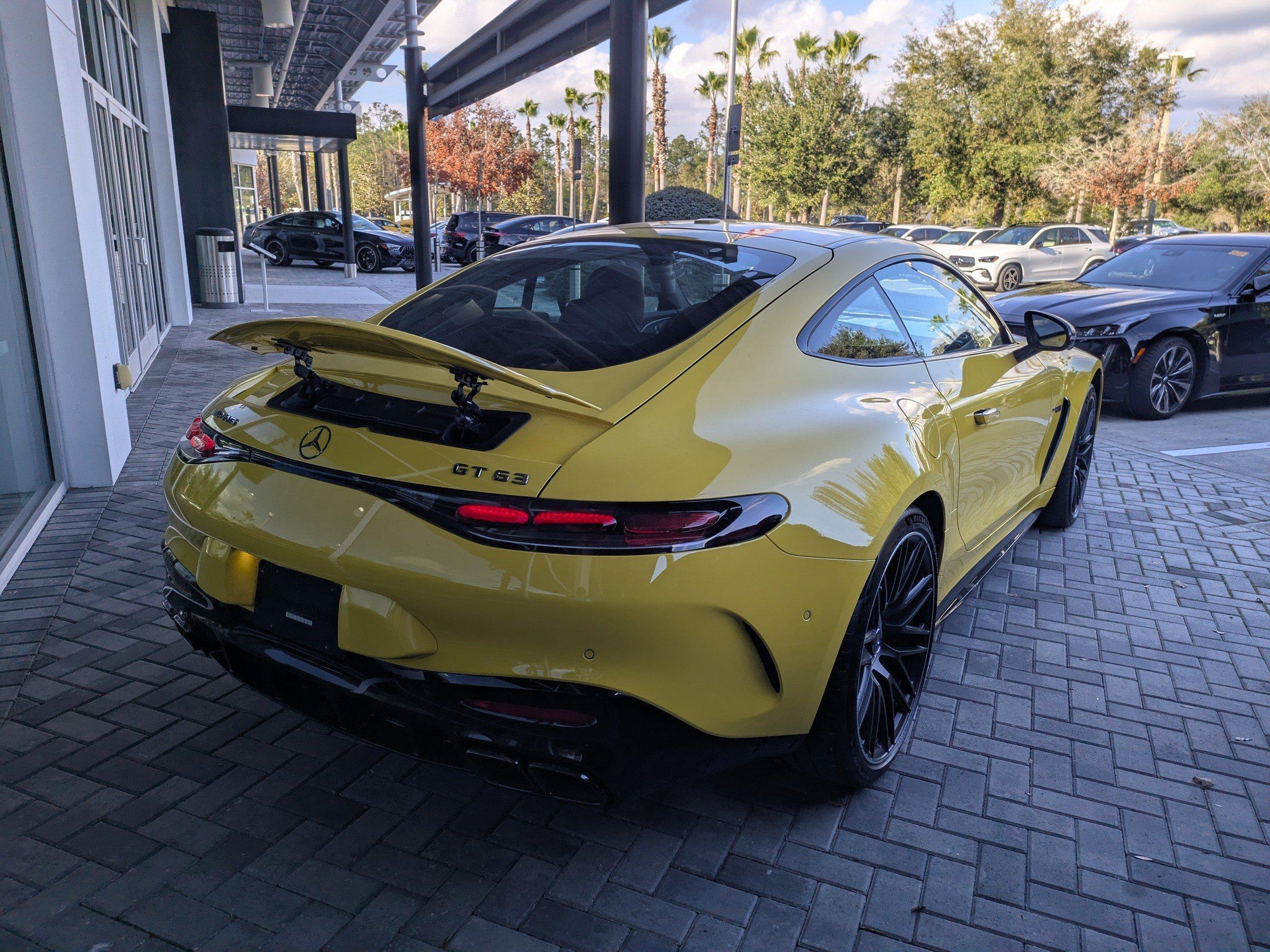 Mercedes-Benz Amg® Gt Coupe 63 Coupe With Navigation & Awd - Thumbnail 6
