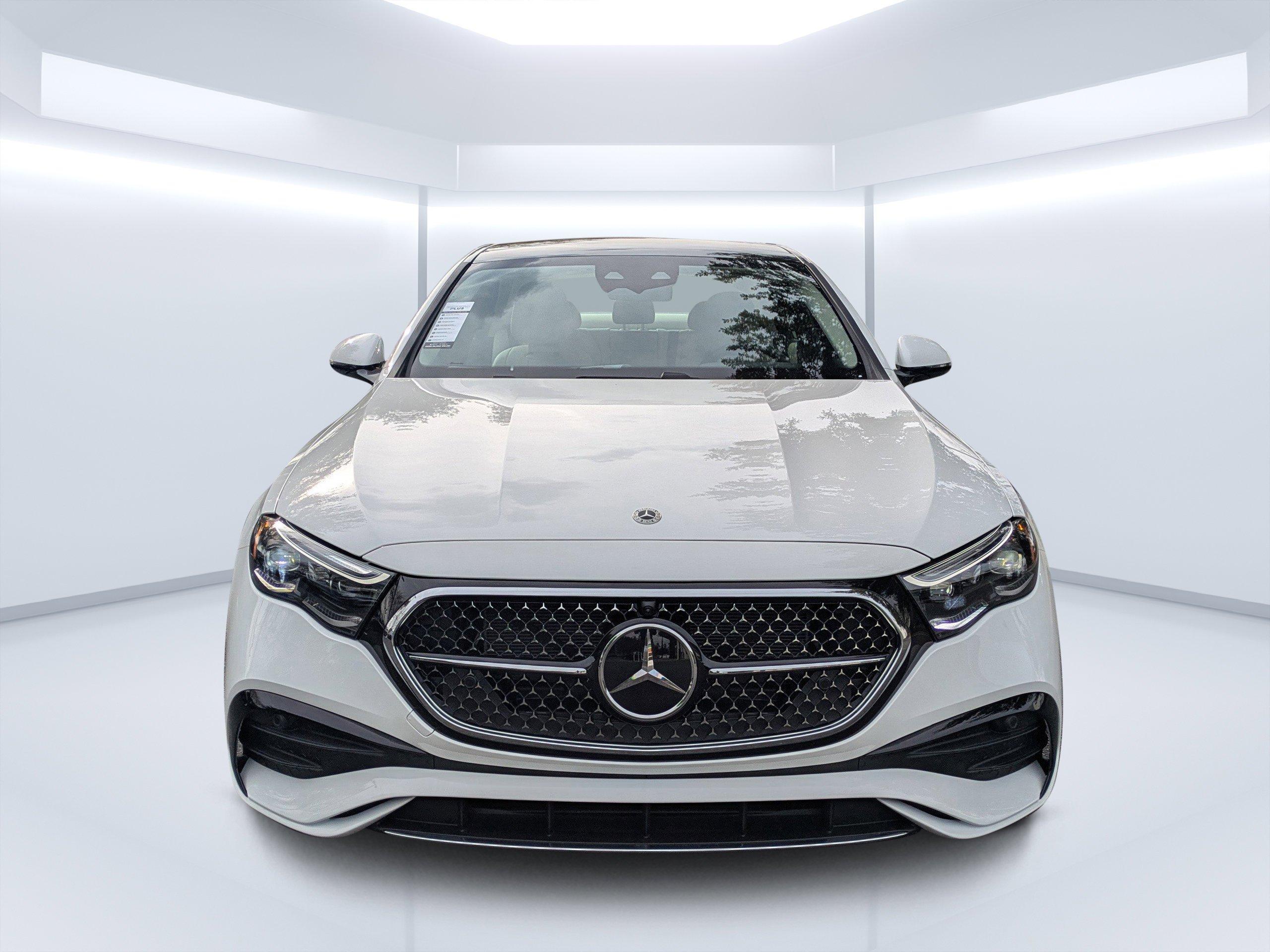 Mercedes-Benz Sedan E 350 With Navigation - Thumbnail 12