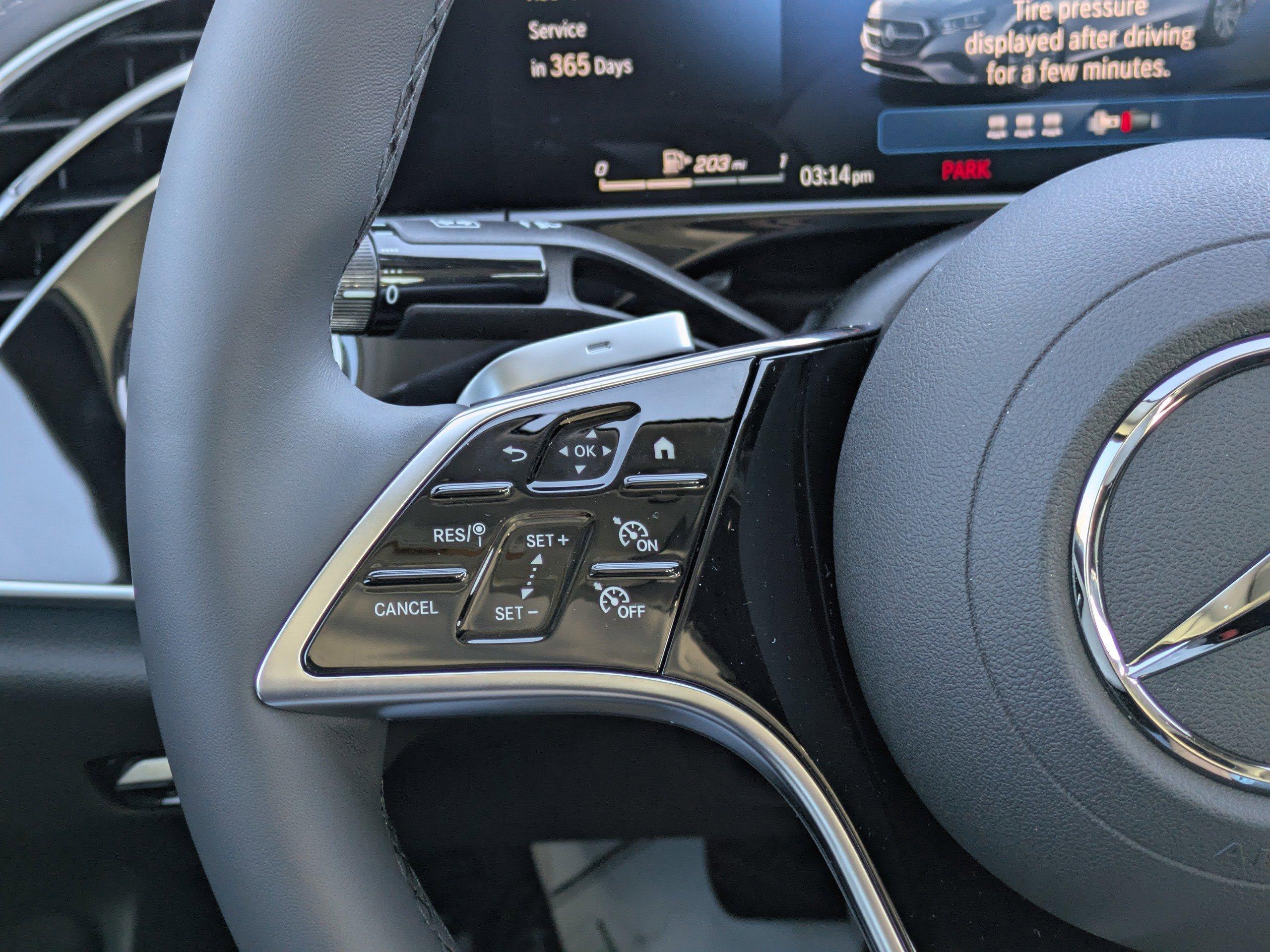 Mercedes-Benz Sedan E 450 With Navigation & Awd - Thumbnail 18