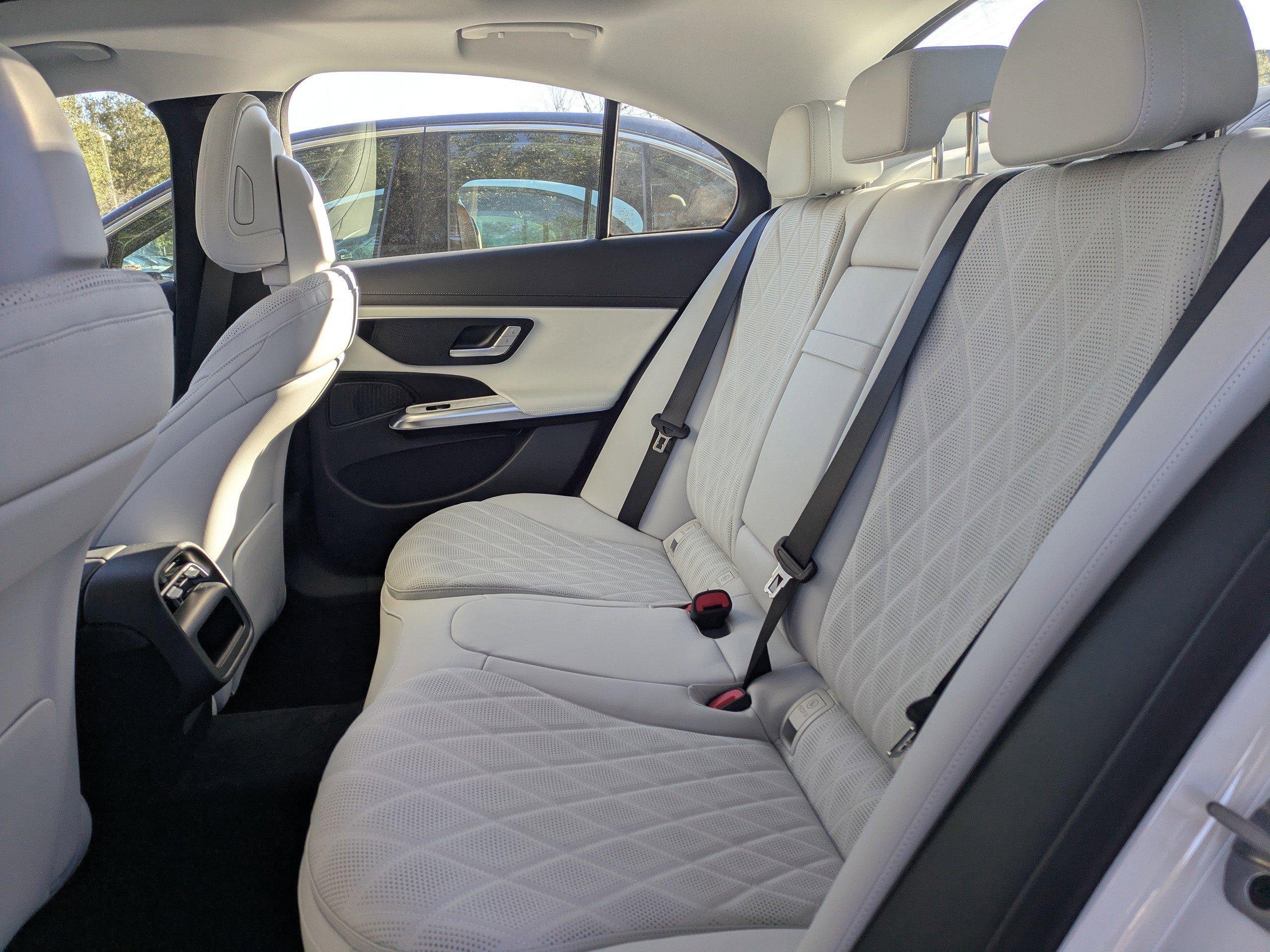 Mercedes-Benz Sedan E 450 With Navigation & Awd - Thumbnail 15