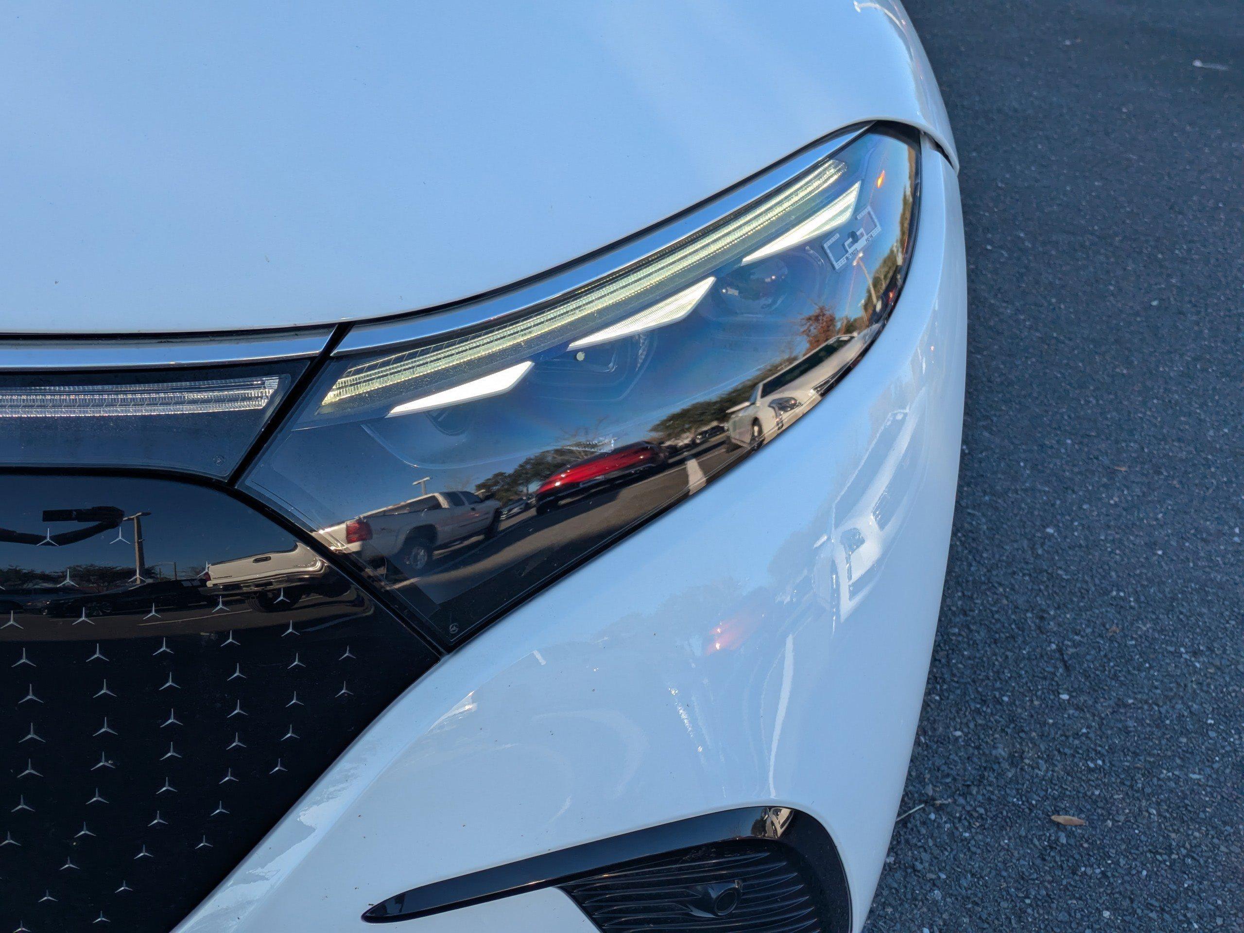 Mercedes-Benz Eqs Sport Utility 450+ With Navigation - Thumbnail 12