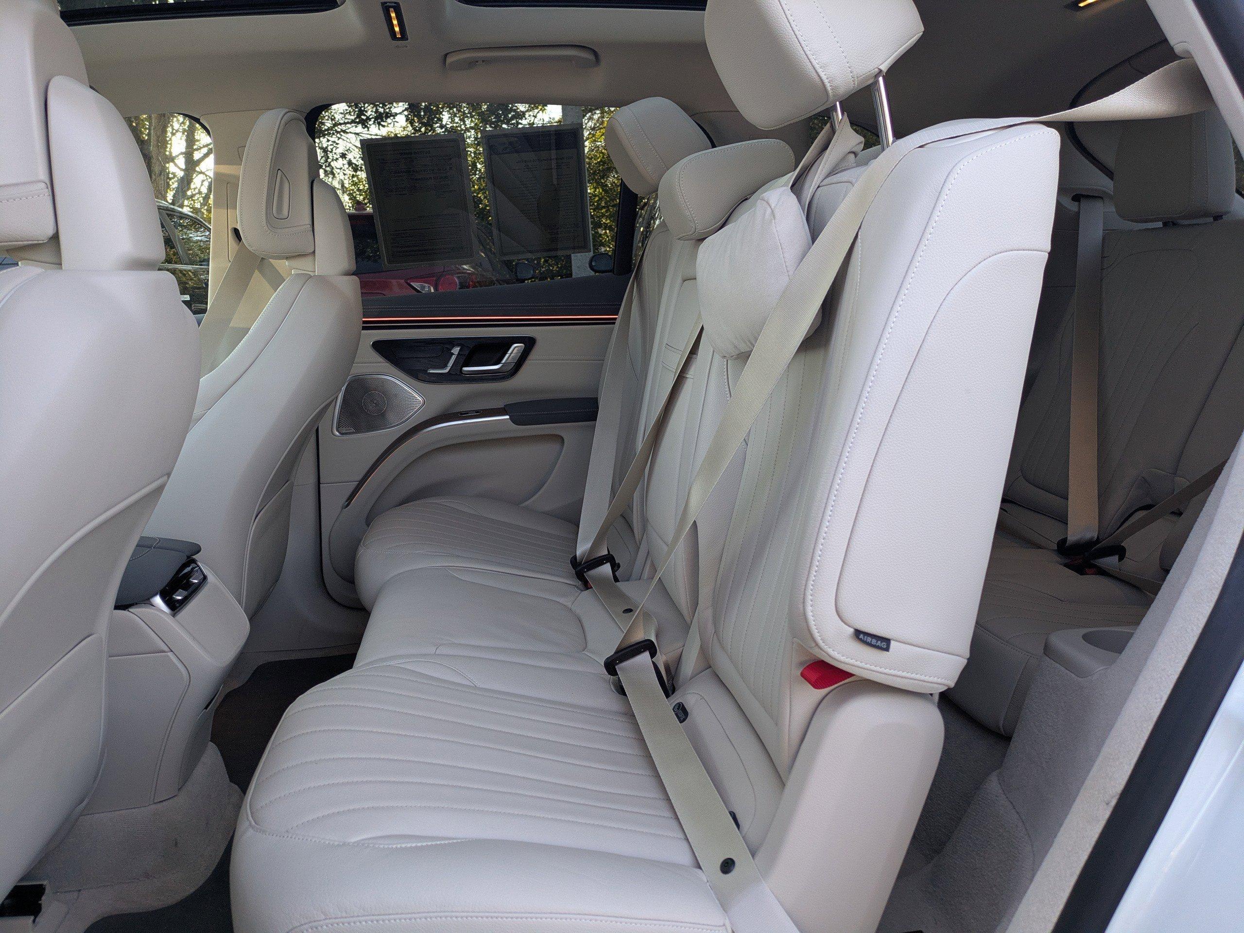 Mercedes-Benz Eqs Sport Utility 450+ With Navigation - Thumbnail 16