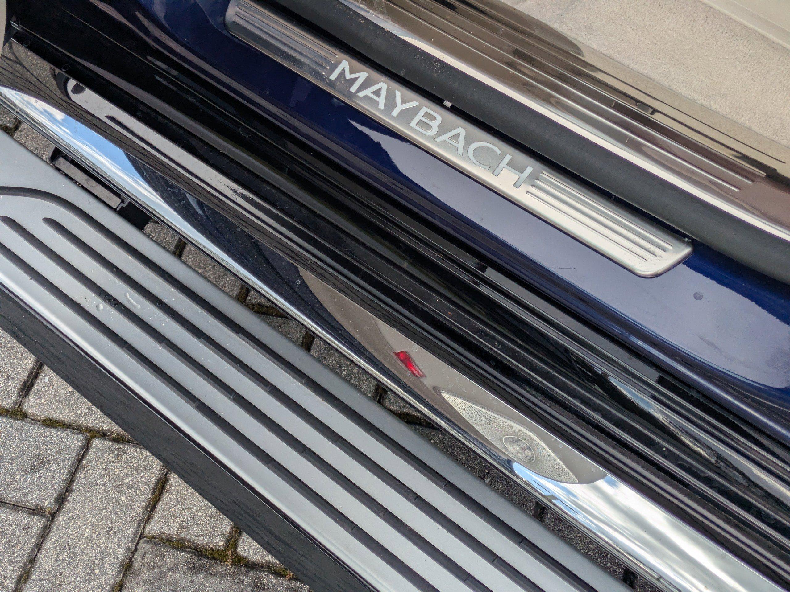 Mercedes-Benz Gls Suv Maybach 600 With Navigation & Awd - Thumbnail 15