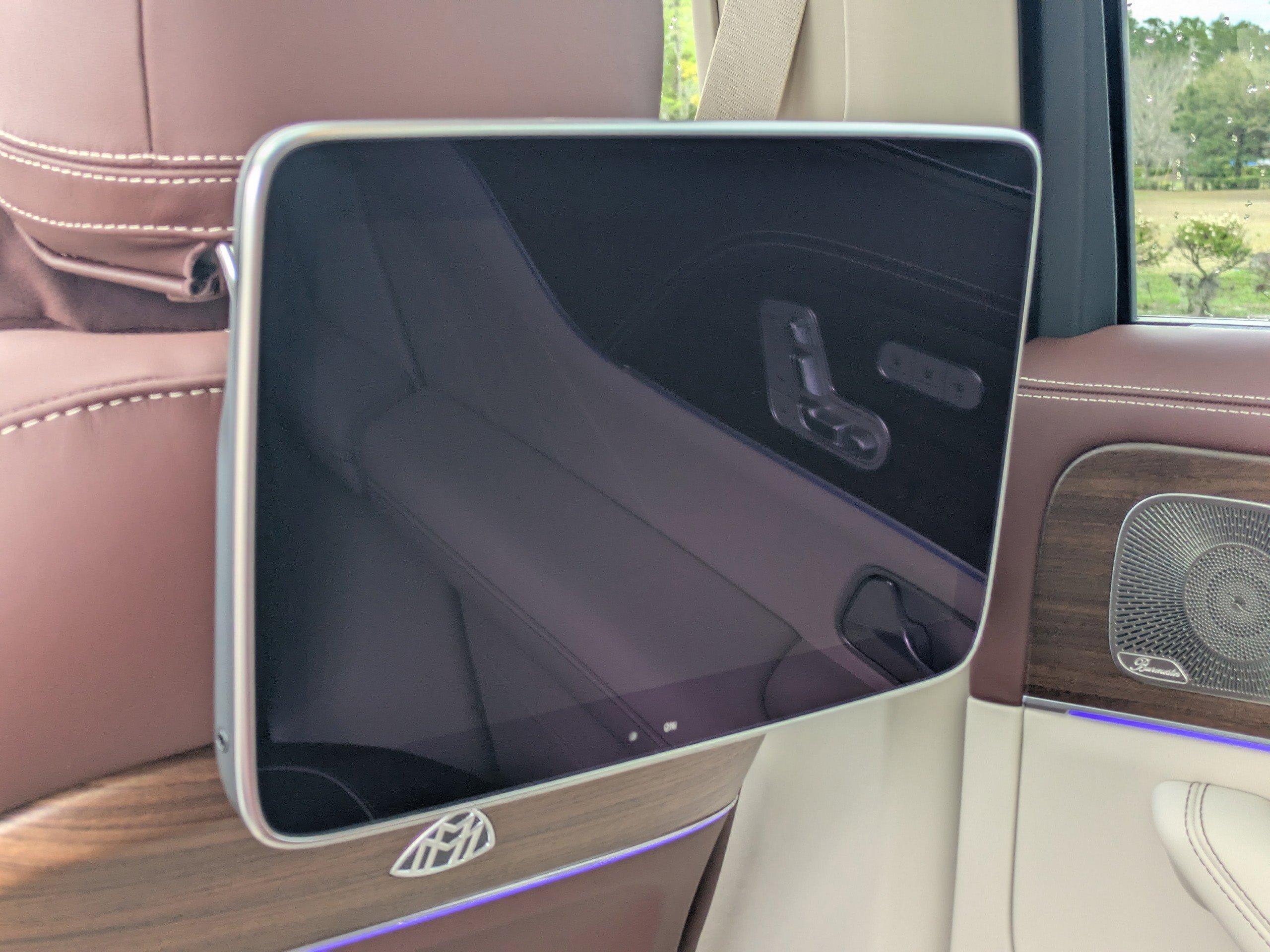 Mercedes-Benz Gls Suv Maybach 600 With Navigation & Awd - Thumbnail 18