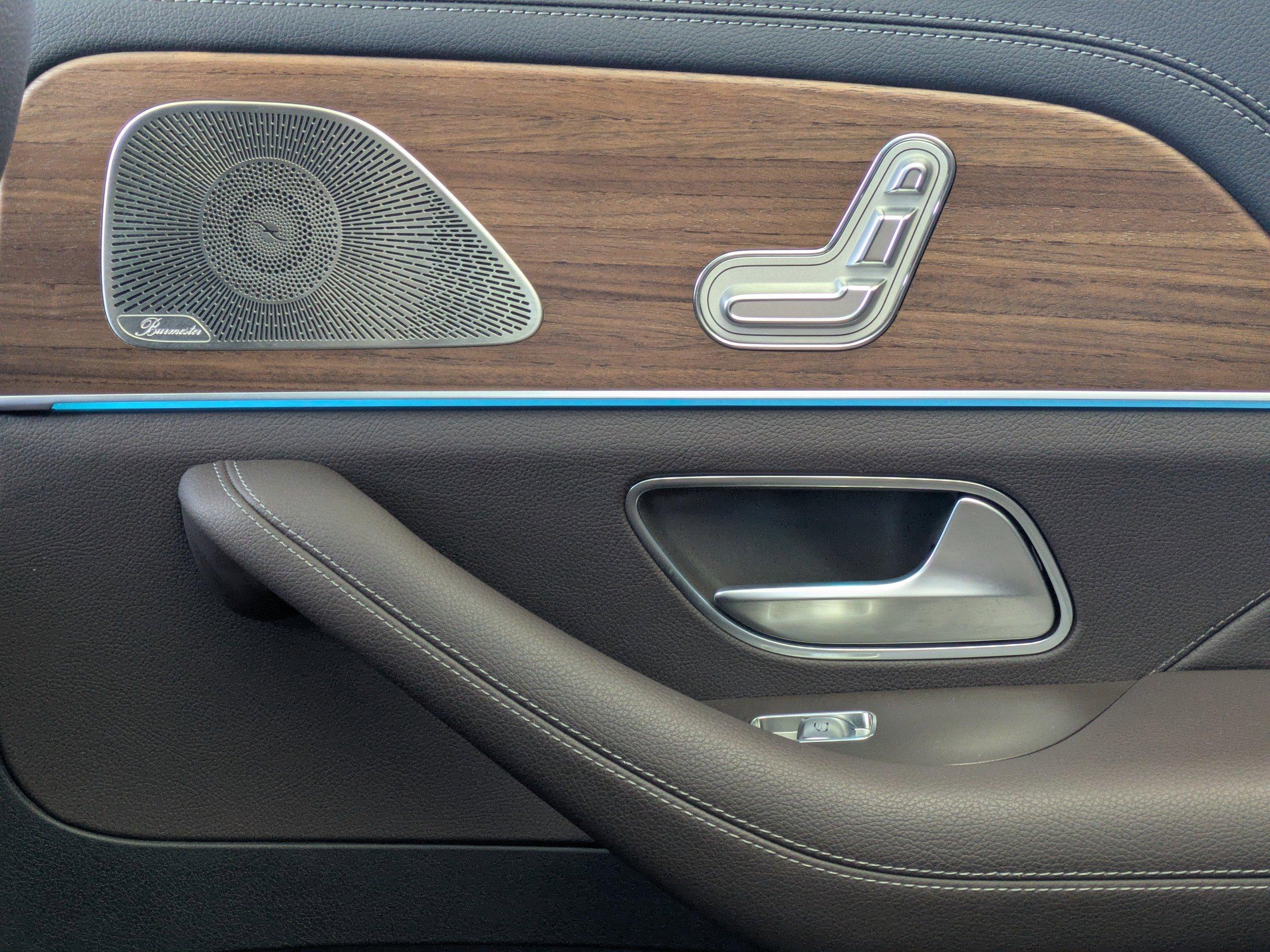 Mercedes-Benz Gls Sport Utility 450 With Navigation & Awd - Thumbnail 16