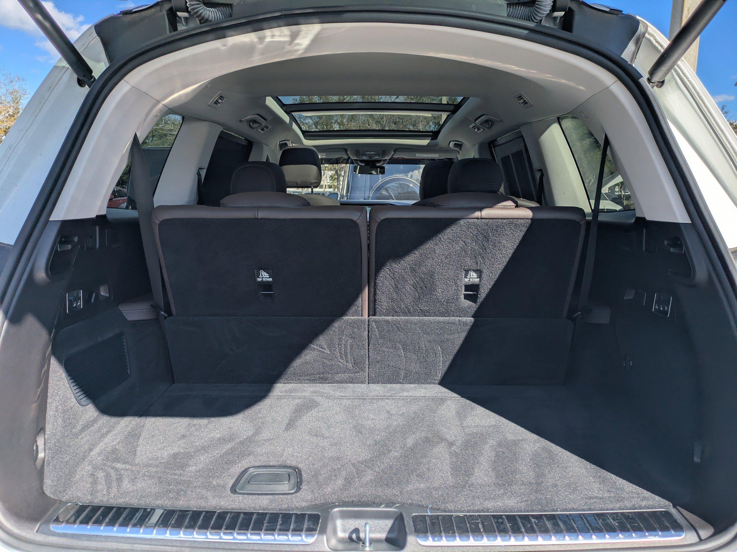 Mercedes-Benz Gls Sport Utility 450 With Navigation & Awd - Thumbnail 12