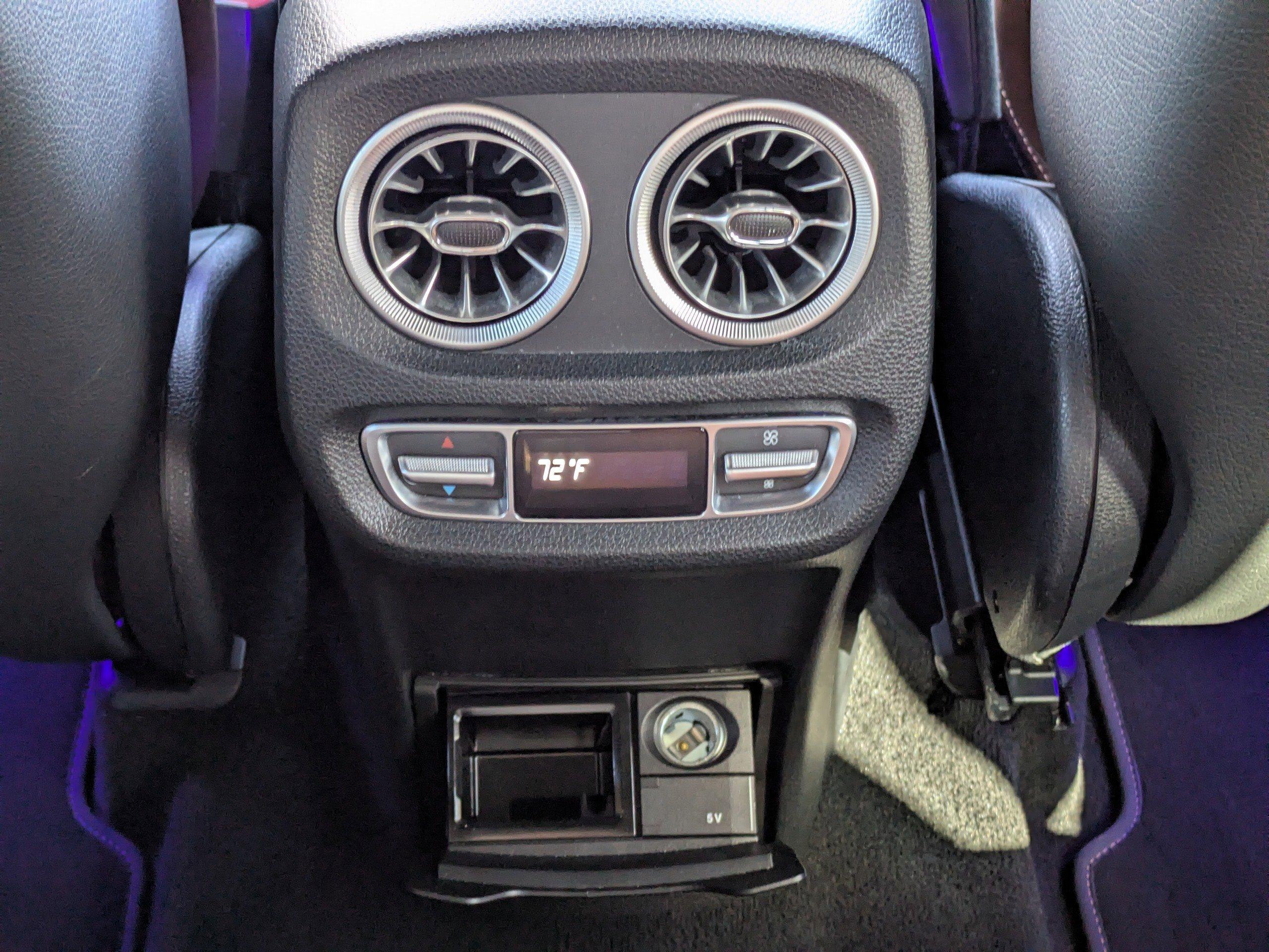 Mercedes-Benz Sport Utility Amg® G 63 With Navigation & Awd - Thumbnail 17