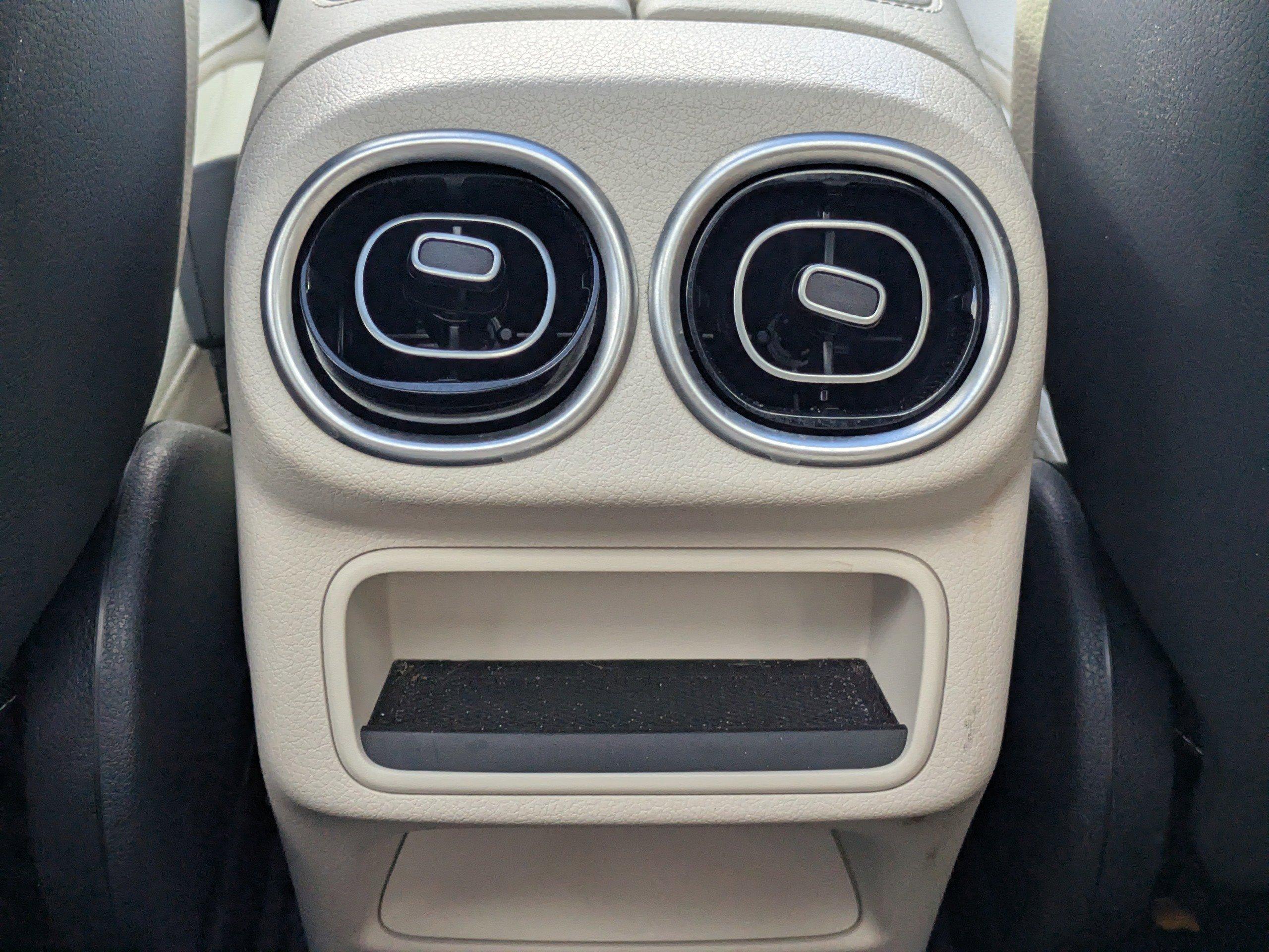 Mercedes-Benz Glc 300 Rwd Sport Utility - Thumbnail 17