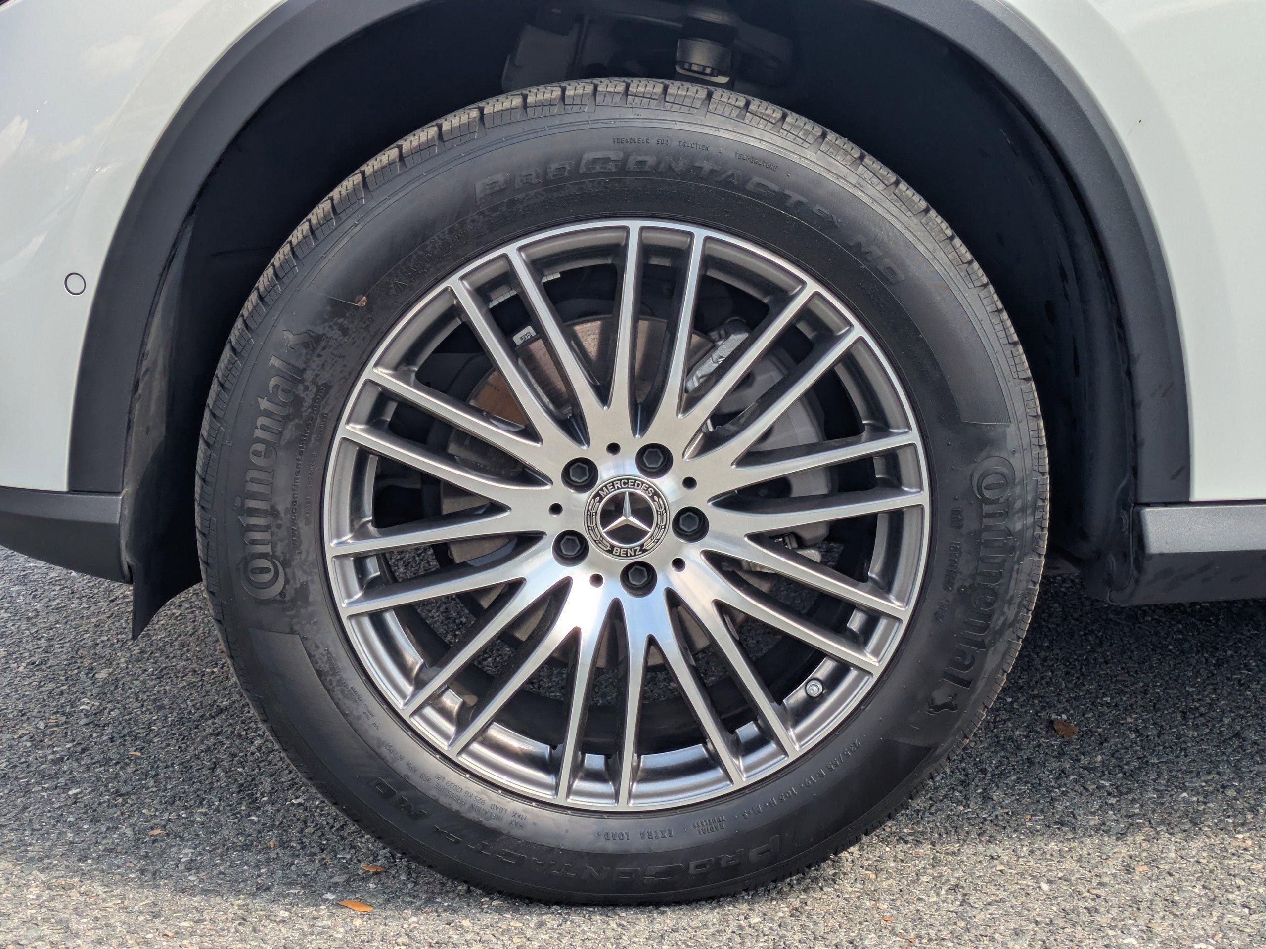 Mercedes-Benz Glc 300 Rwd Sport Utility - Thumbnail 4