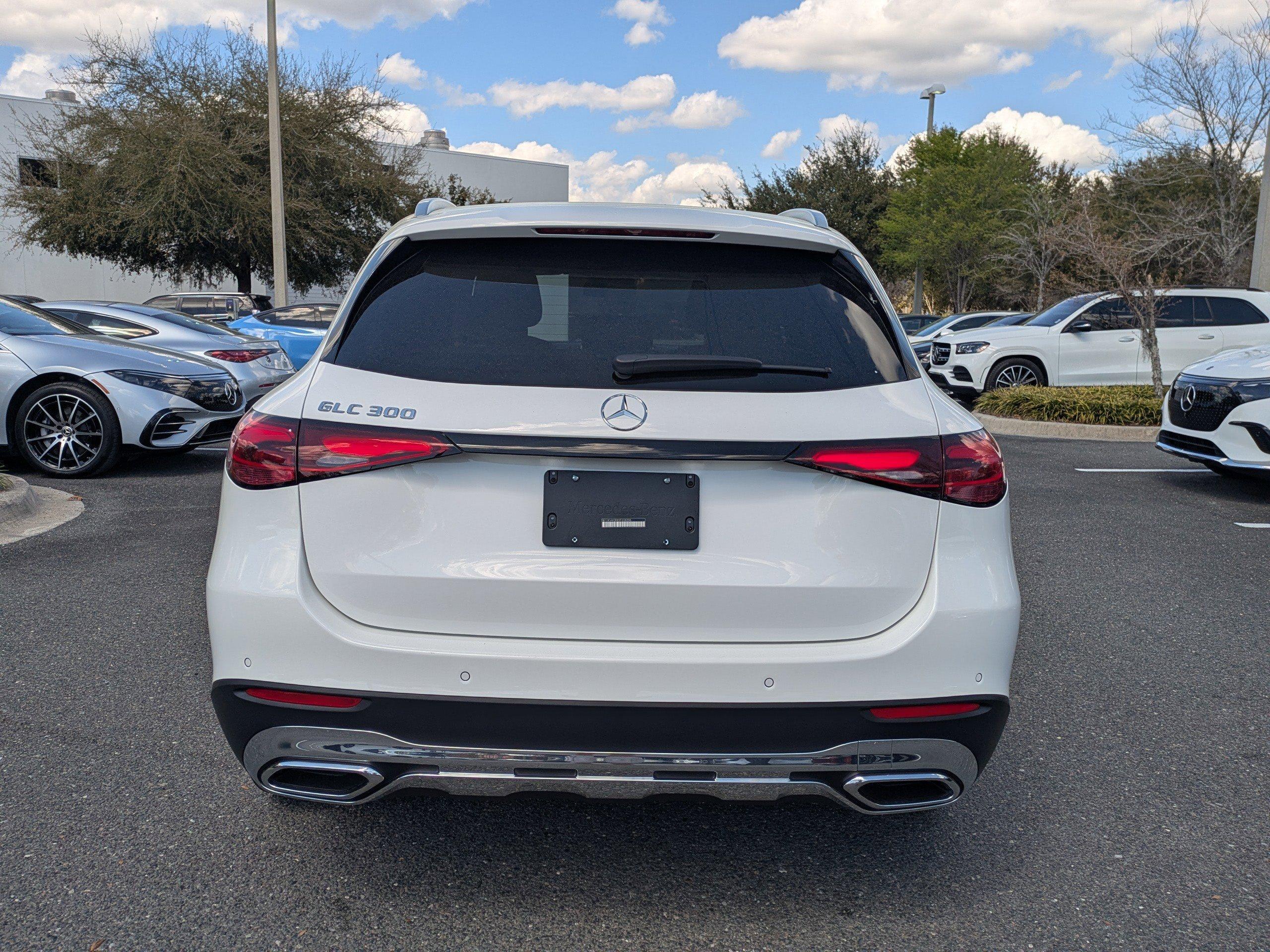 Mercedes-Benz Glc 300 Rwd Sport Utility - Thumbnail 7