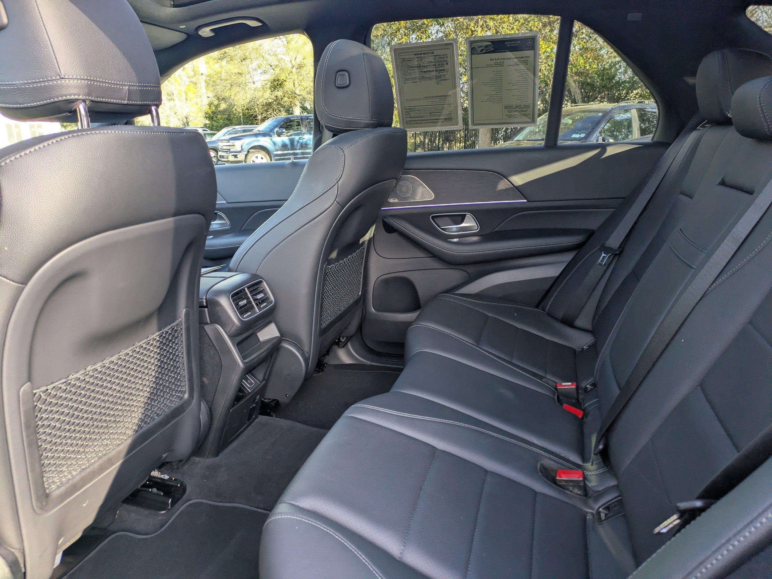 Mercedes-Benz Gle Sport Utility 350 With Navigation & Awd - Thumbnail 17