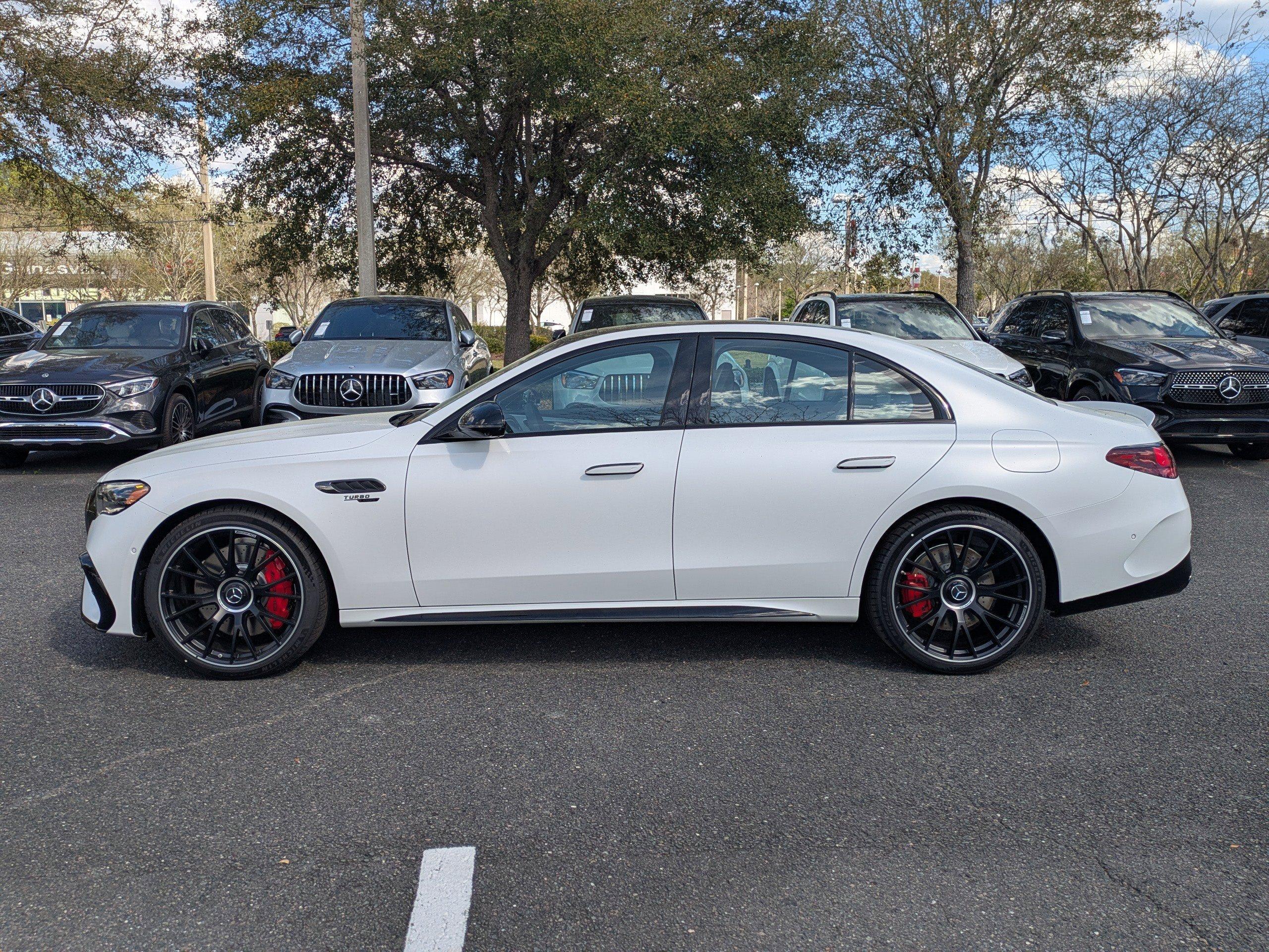Mercedes-Benz Sedan Amg® E 53 E 4Matic®+ With Navigation & Awd - Thumbnail 10