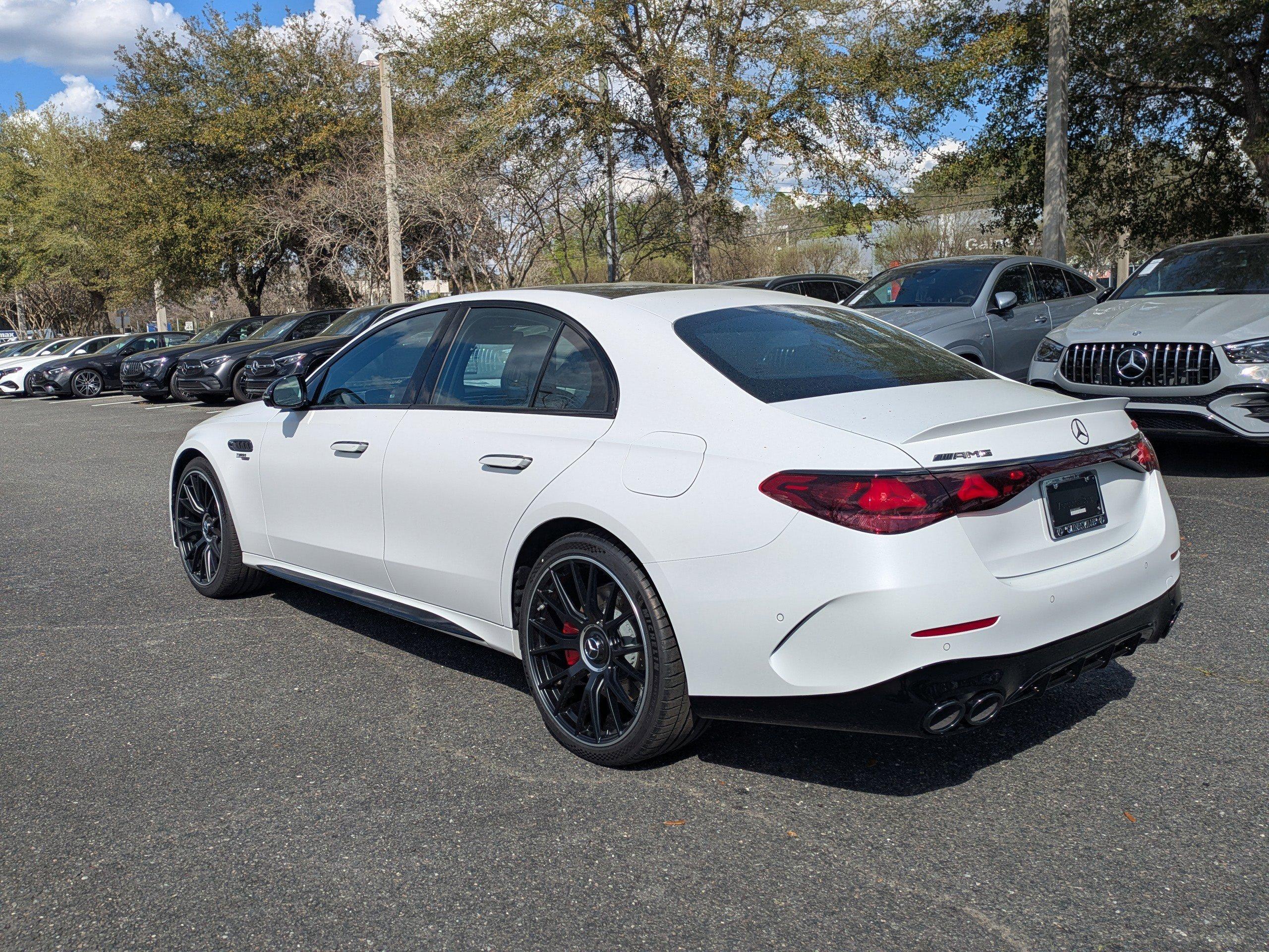 Mercedes-Benz Sedan Amg® E 53 E 4Matic®+ With Navigation & Awd - Thumbnail 9