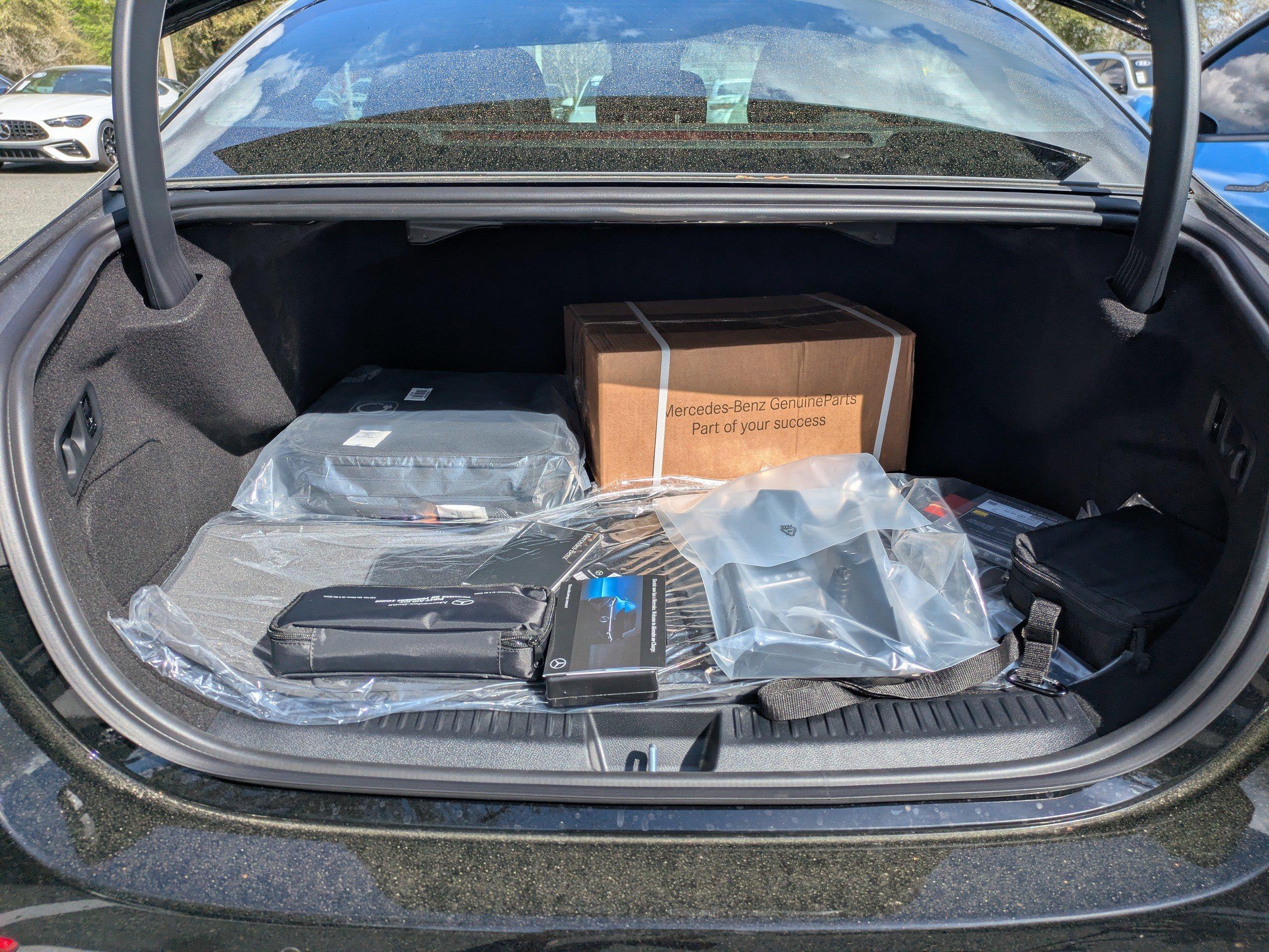 Mercedes-Benz Sedan Amg® E 53 E 4Matic®+ With Navigation & Awd - Thumbnail 13