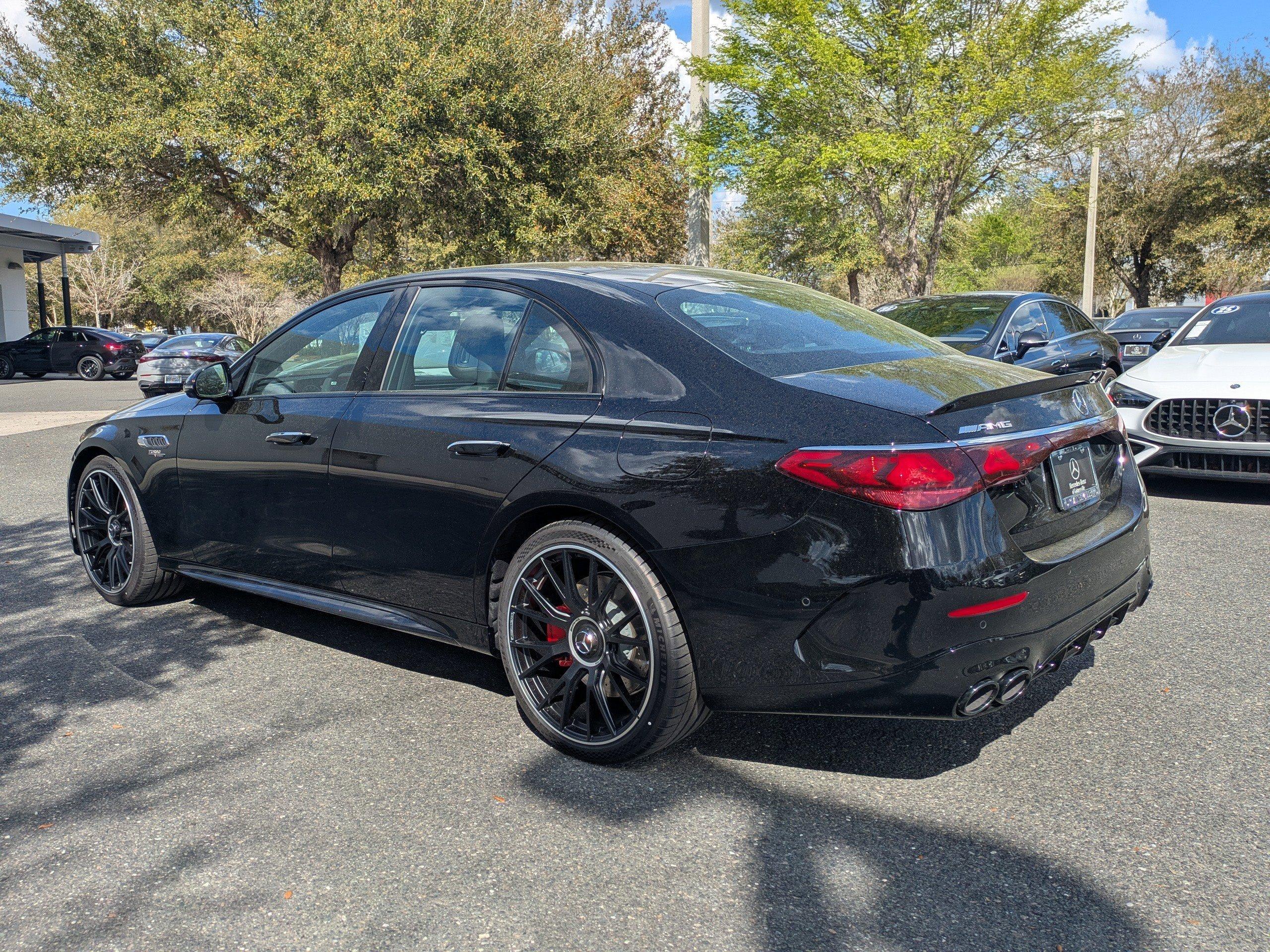 Mercedes-Benz Sedan Amg® E 53 E 4Matic®+ With Navigation & Awd - Thumbnail 9