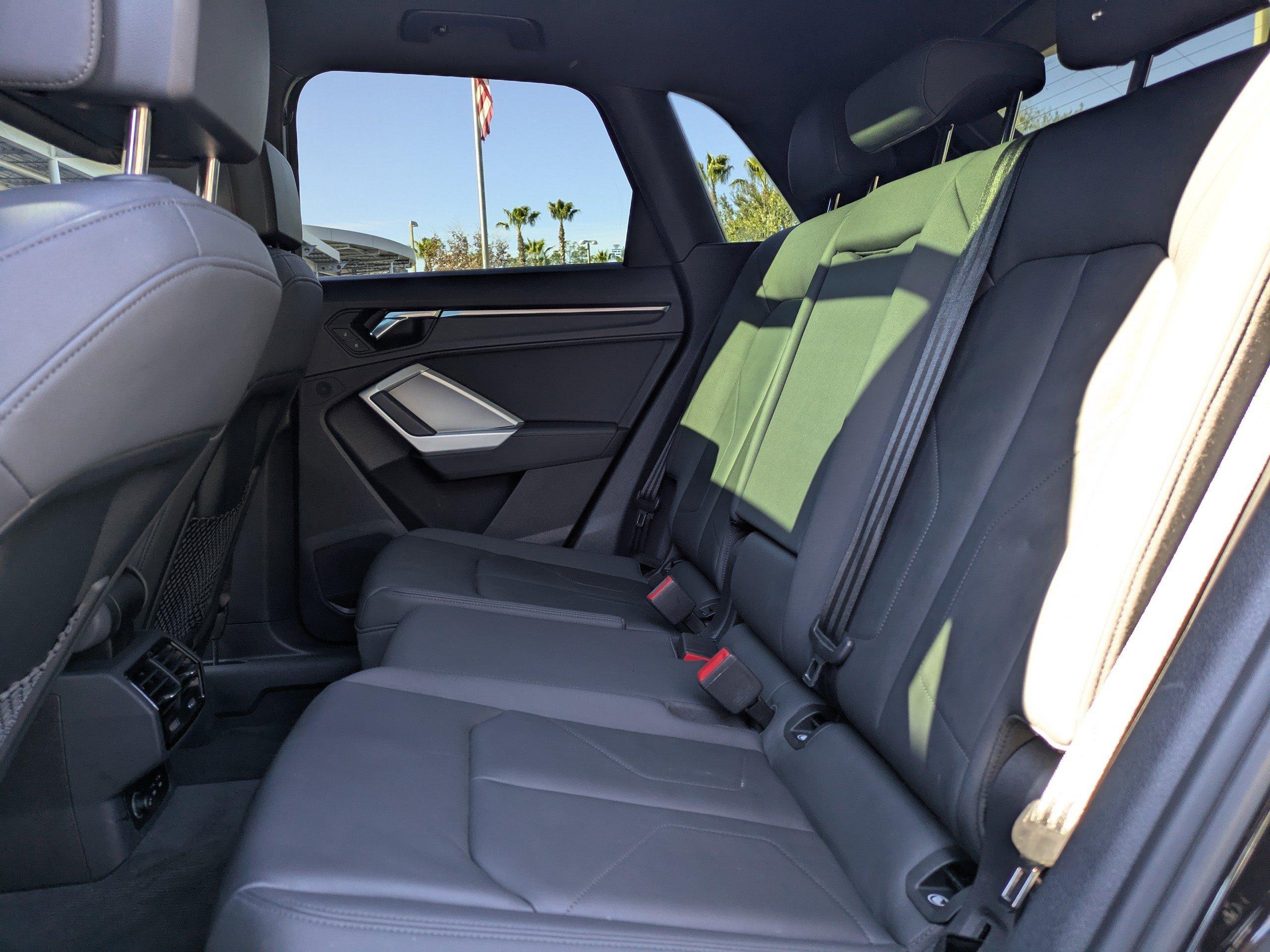 Audi Q3 Sport Utility S Line Premium Awd - Thumbnail 16