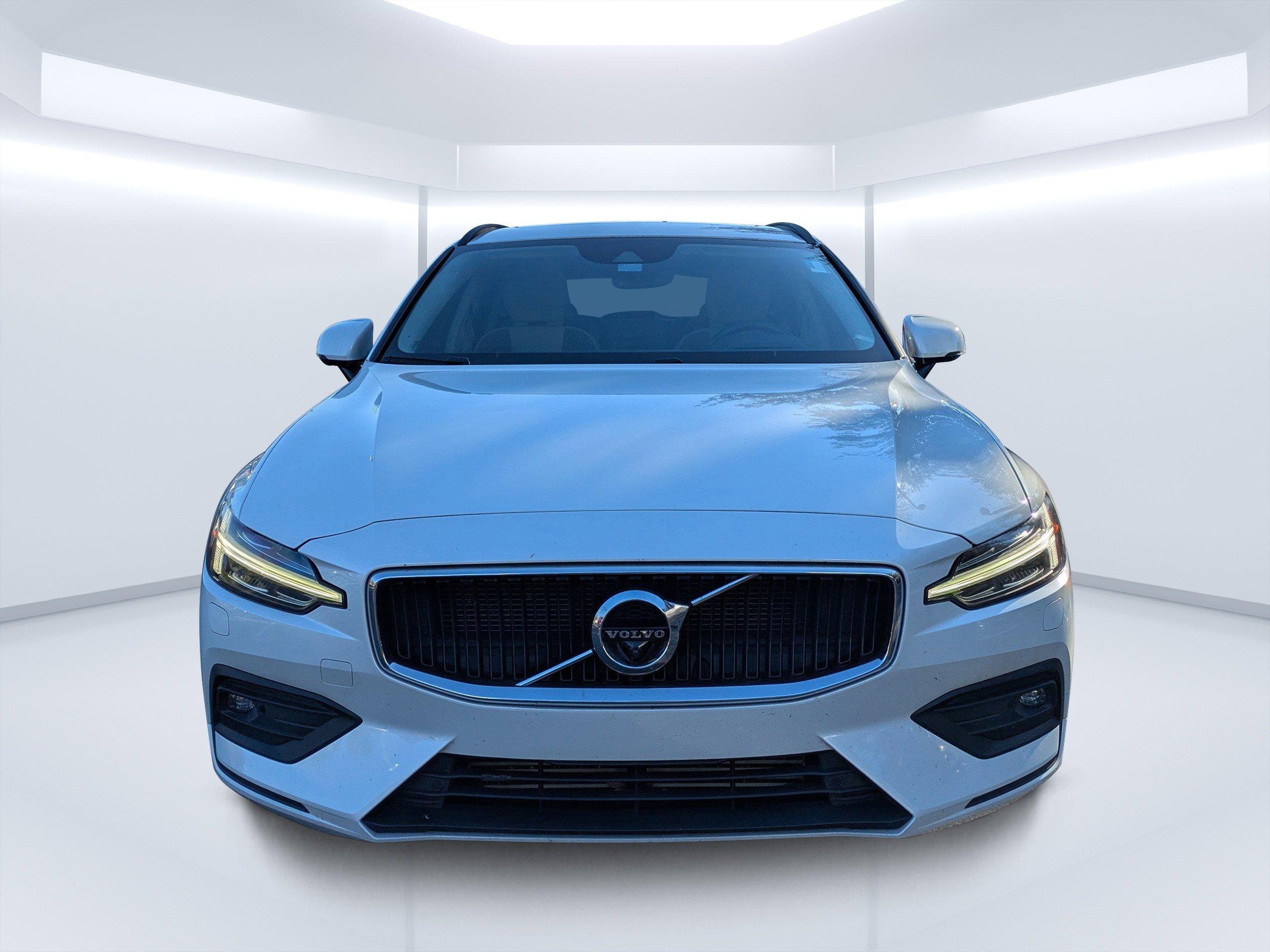 Volvo V60 Momentum Fwd Station Wagon - Thumbnail 12