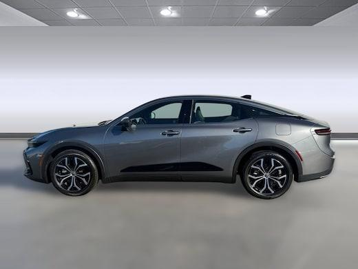 Toyota Camry Hybrid Xle (4Dr Sdn Xle (Natl)) Sedan - Thumbnail 4