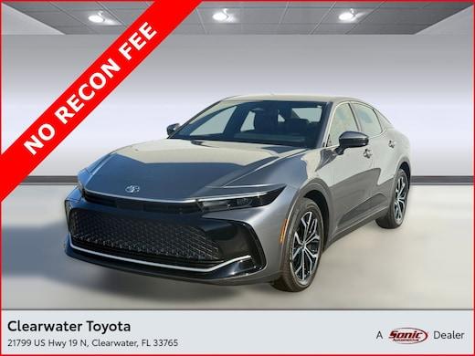 Toyota Camry Hybrid Xle (4Dr Sdn Xle (Natl)) Sedan - Thumbnail 3