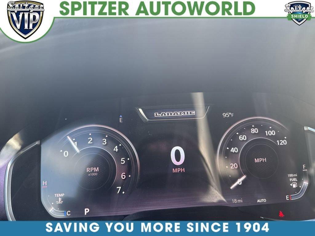 Ram 1500 Laramie Crew Cab 4X4 5'7' Box - Thumbnail 12