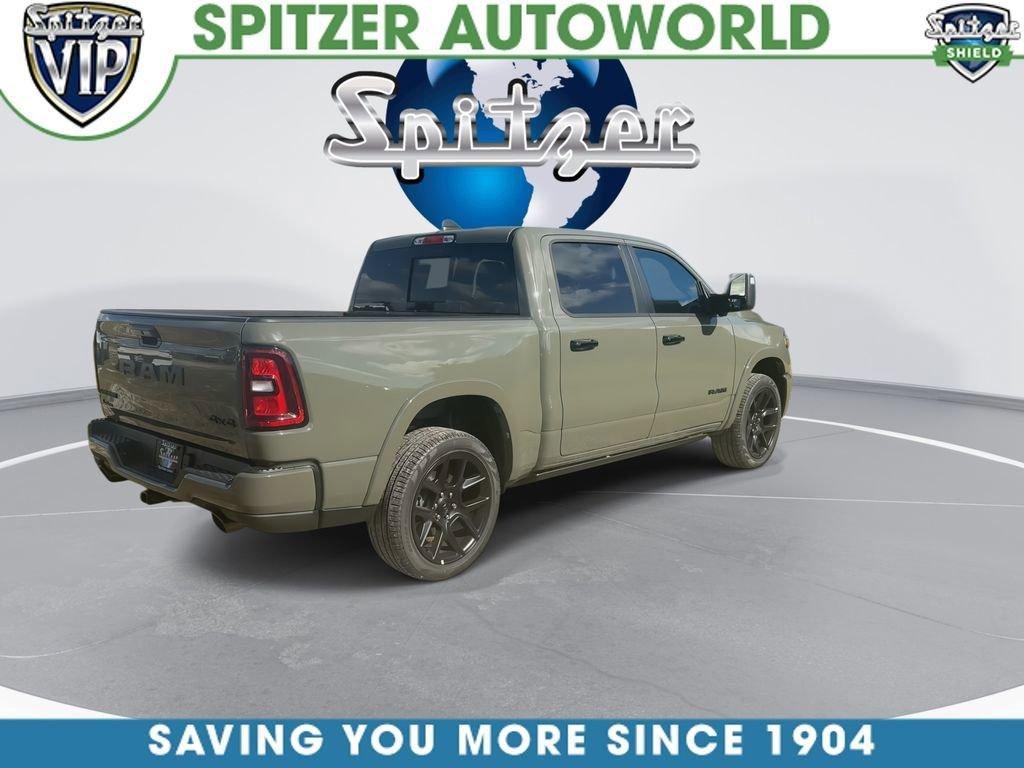 Ram 1500 Laramie Crew Cab 4X4 5'7' Box - Thumbnail 10