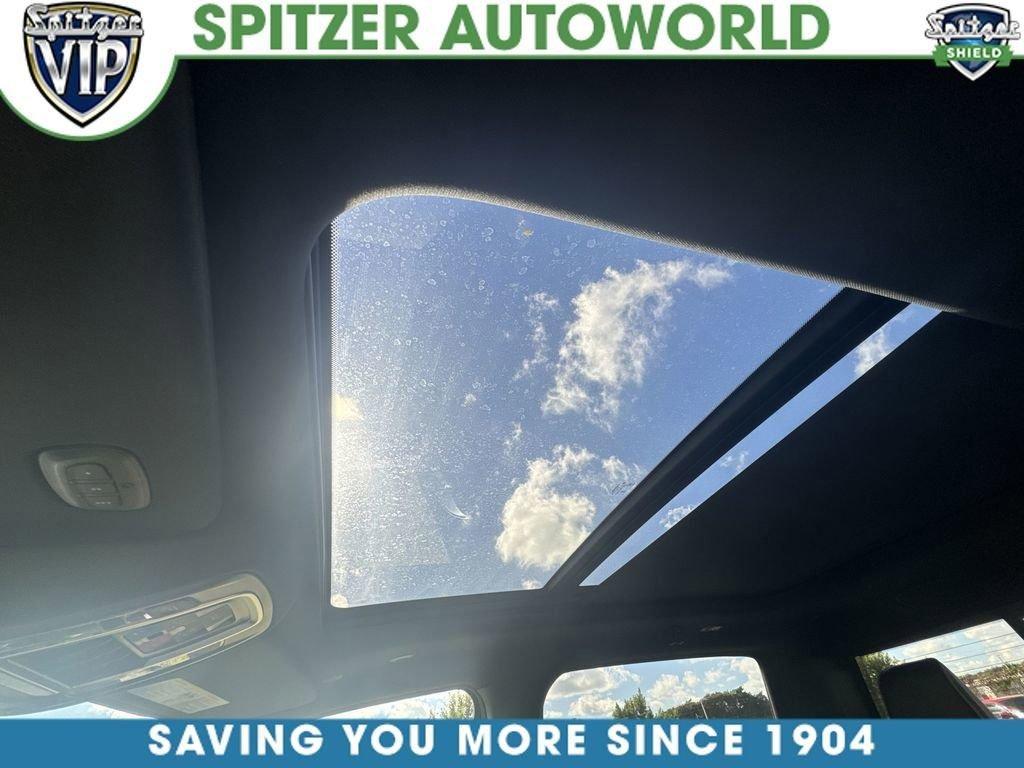 Ram 1500 Laramie Crew Cab 4X4 5'7' Box - Thumbnail 17