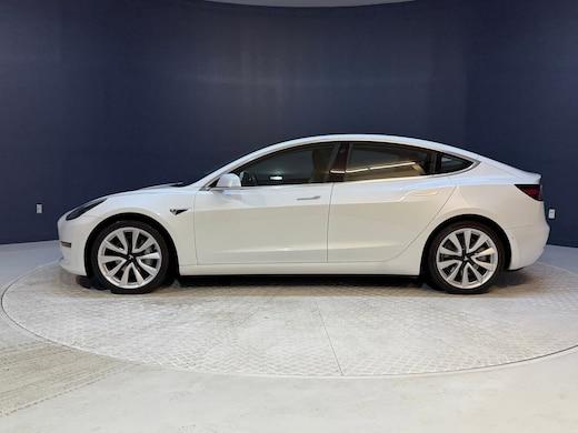 Tesla Model S Base Hatchback - Thumbnail 8