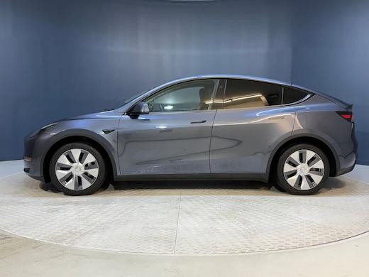 Tesla Model S Base Hatchback - Thumbnail 6